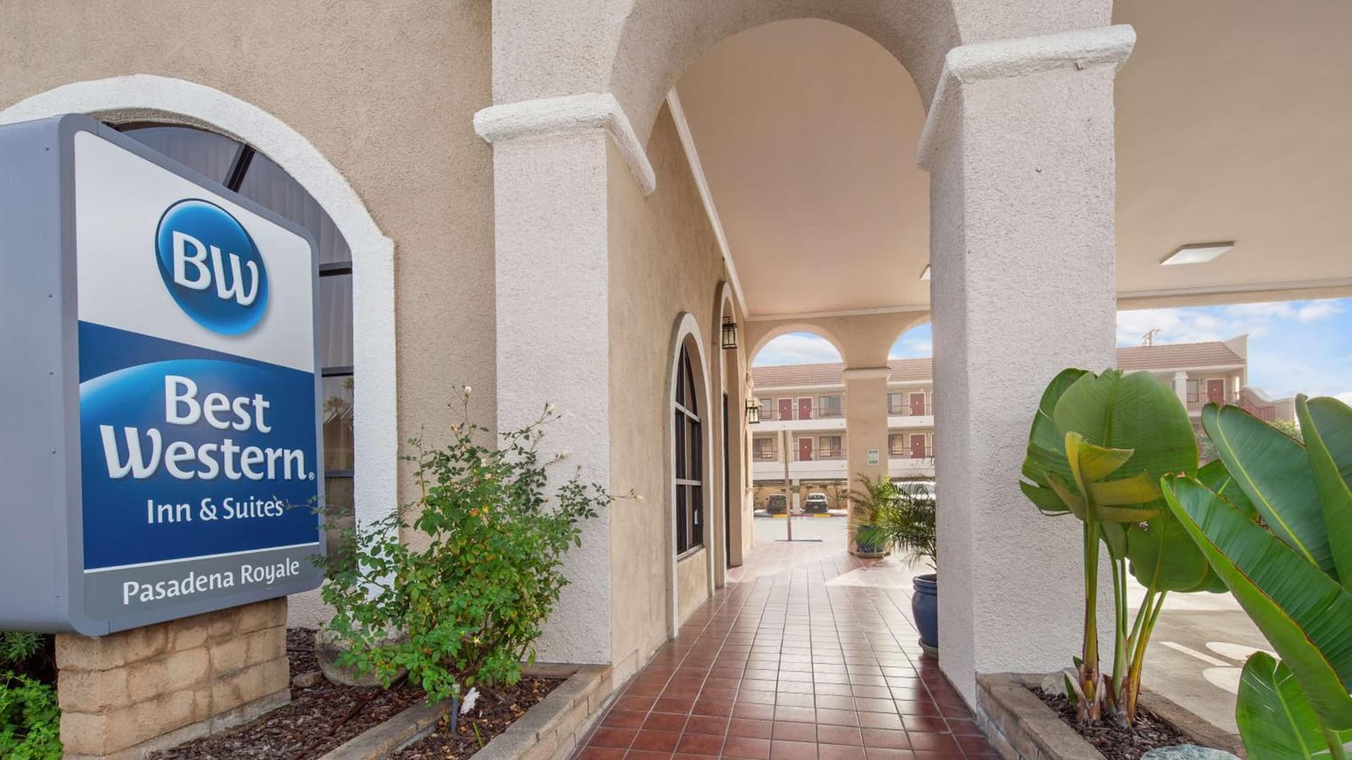 Best Western Pasadena Royale Inn & Suites gallery photo in Pasadena, CA — image 16