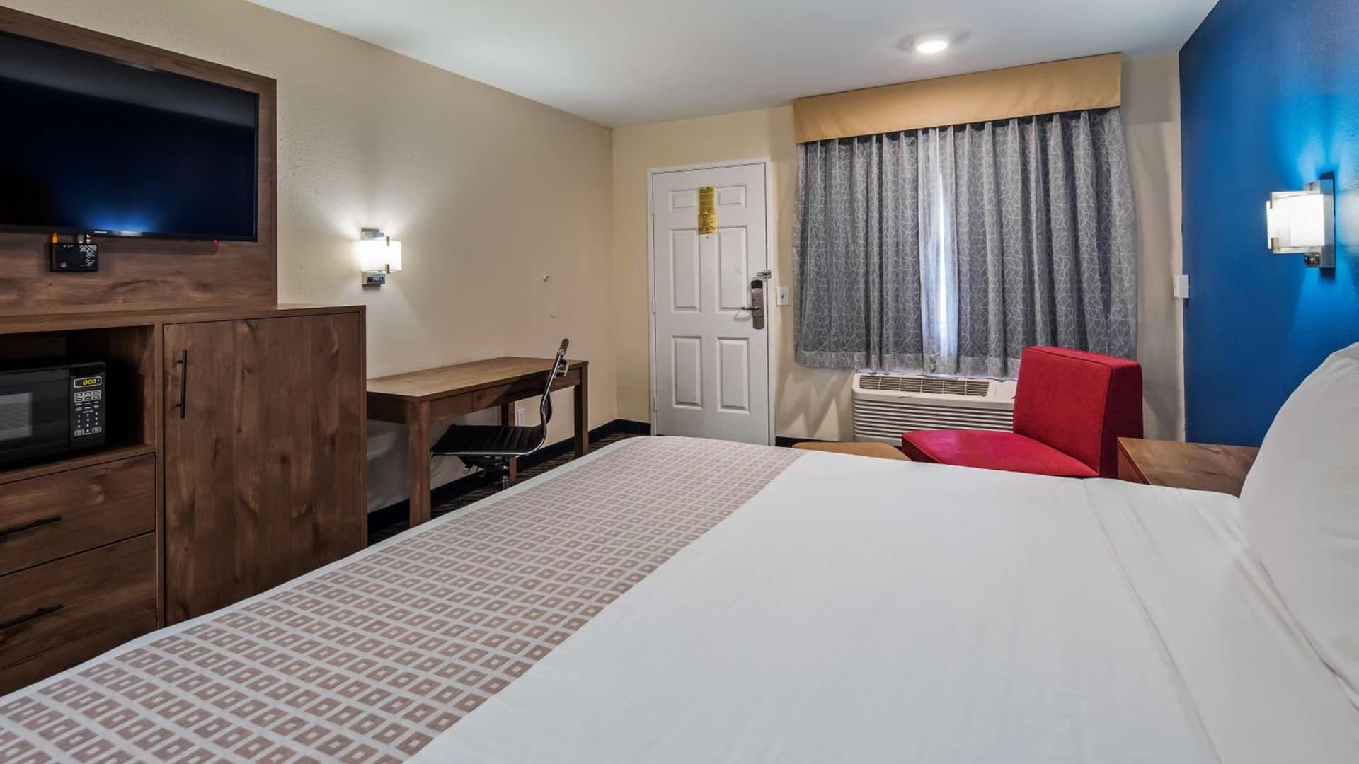 Quality Inn & Suites Hesperia-Victorville gallery photo in Hesperia, CA — image 27