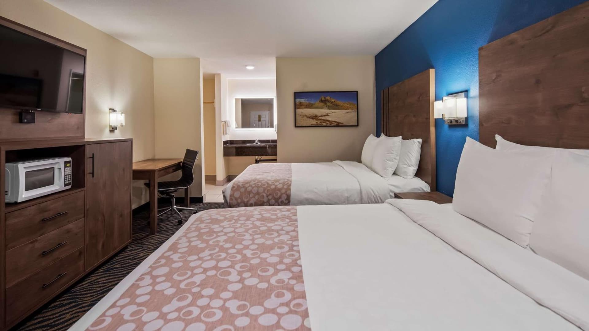 Quality Inn & Suites Hesperia-Victorville gallery photo in Hesperia, CA — image 11