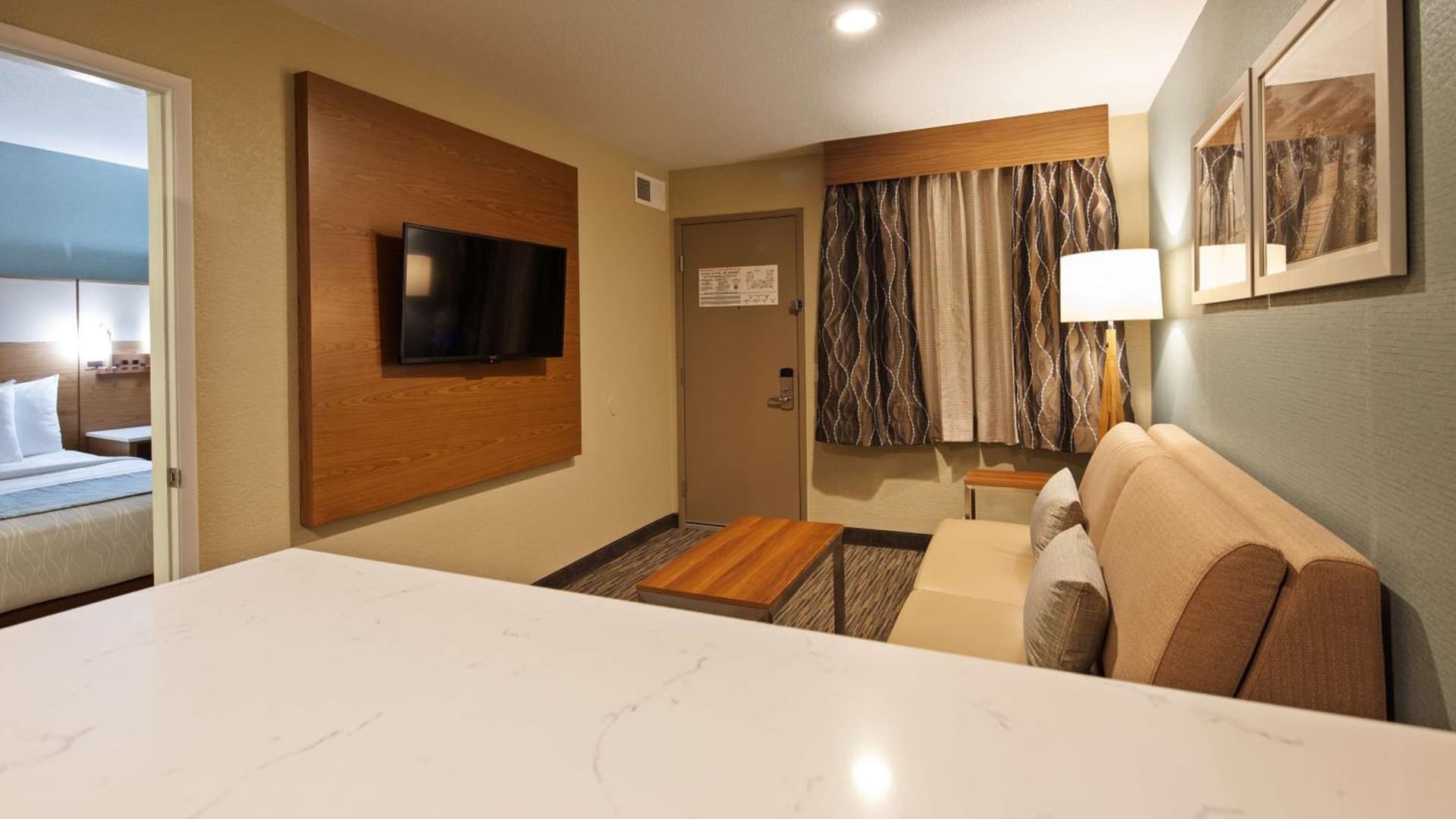Best Western Carlsbad by the Sea gallery photo in Carlsbad, CA — image 7