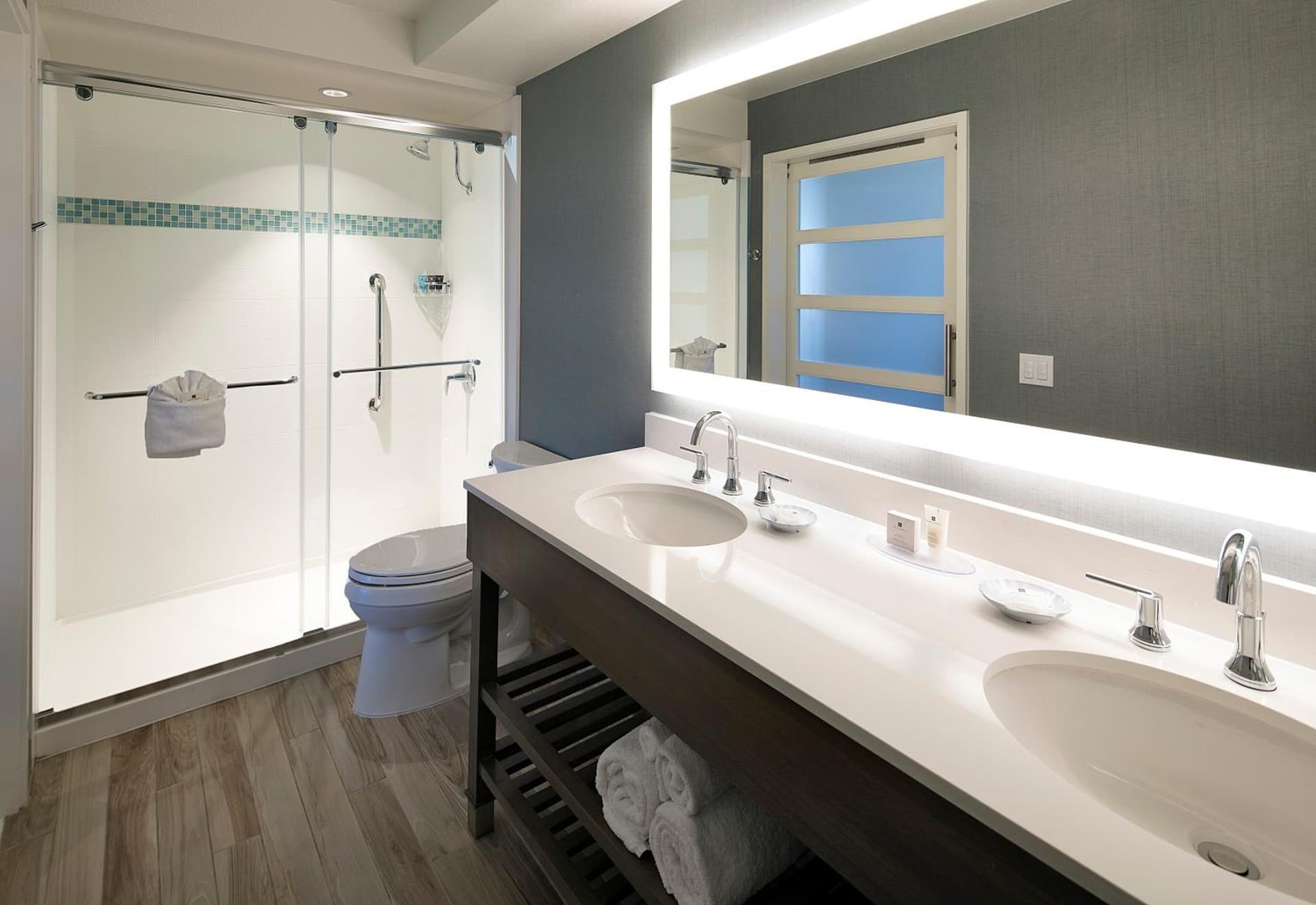 Crowne Plaza Ventura Beach by IHG gallery photo in Ventura, CA — image 87