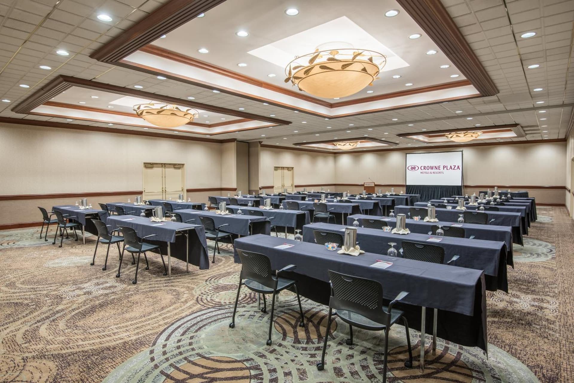 Crowne Plaza Knoxville Downtown University by IHG gallery photo in Knoxville, TN — image 41
