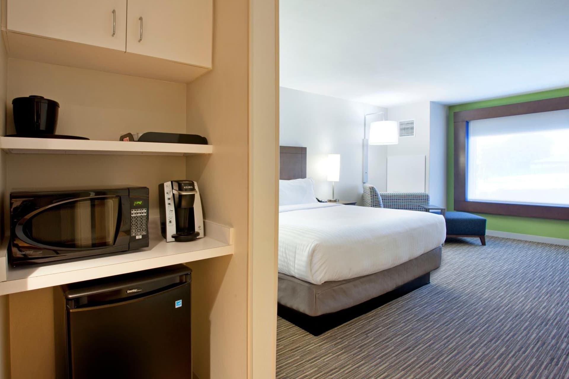Holiday Inn Express Hotel & Suites Austin Downtown - University by IHG gallery photo in Austin, TX — image 8