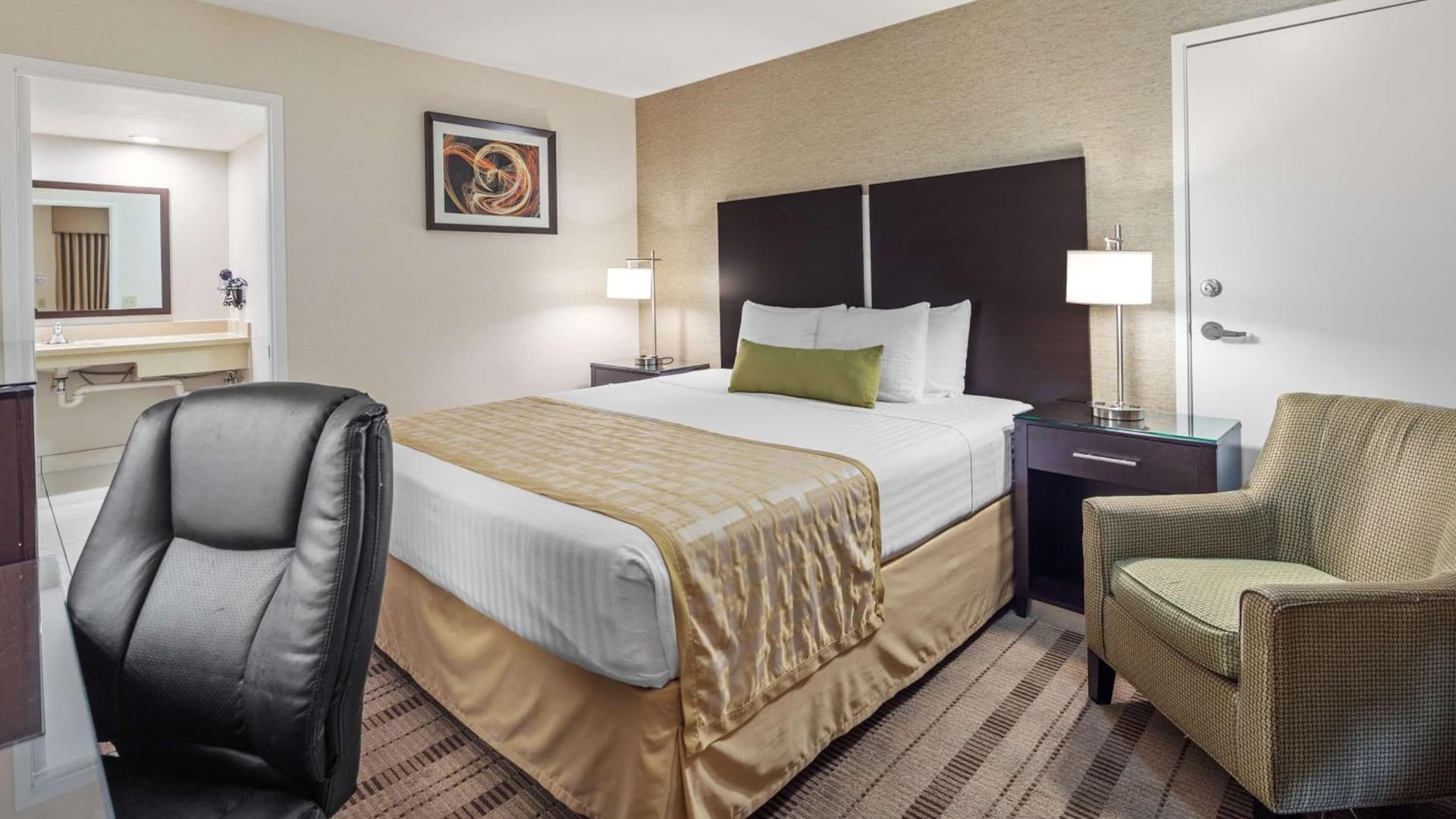Best Western Pasadena Royale Inn & Suites gallery photo in Pasadena, CA — image 11