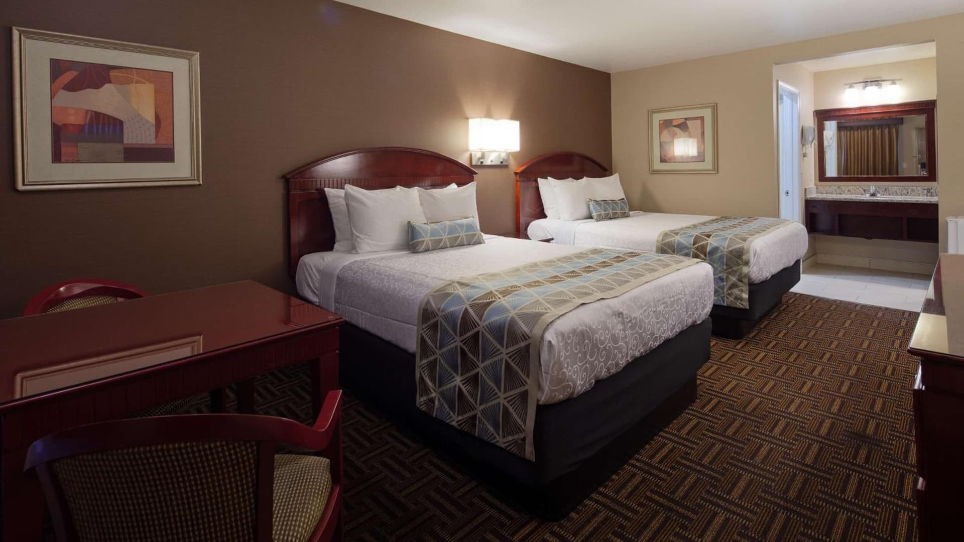 Best Western Pasadena Inn property views in Pasadena, CA — gallery photo 3