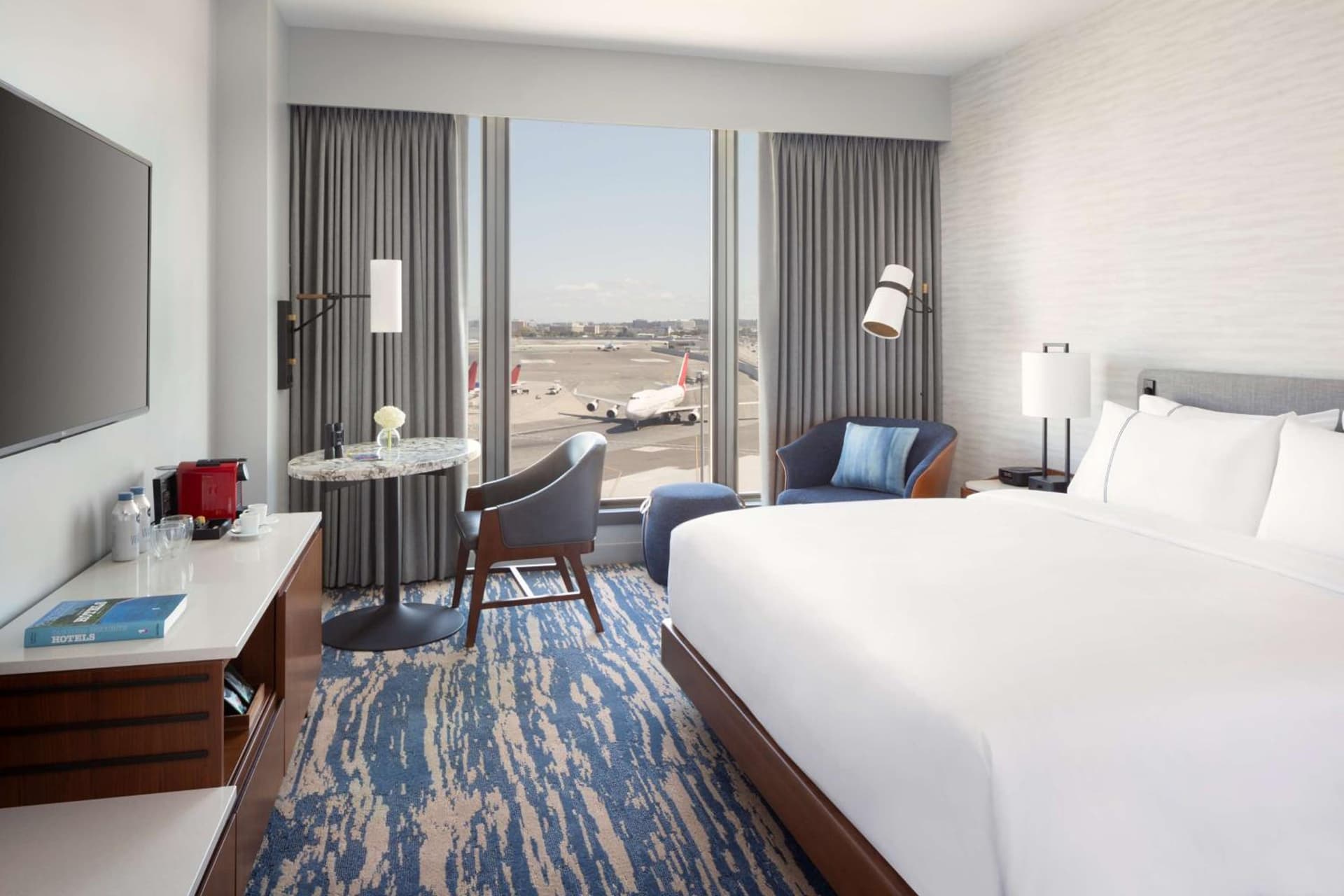 Grand Hyatt at SFO gallery photo in Millbrae, CA — image 4
