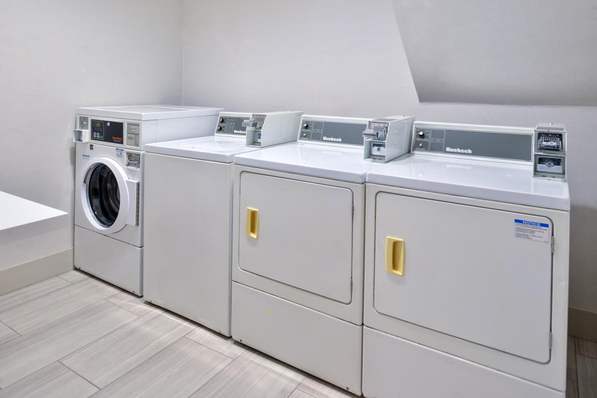 Holiday Inn Express Stockton Southeast by IHG gallery photo in Stockton, CA — image 37