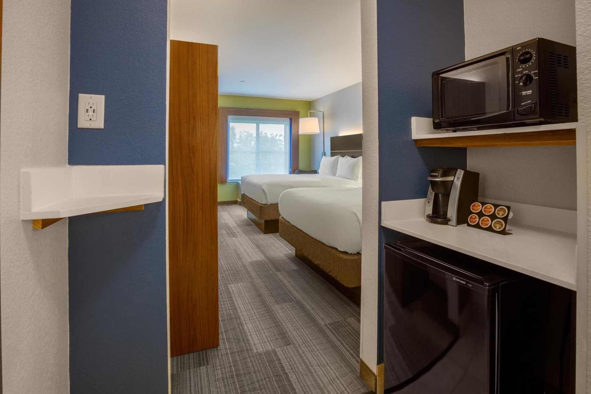Holiday Inn Express Hotel & Suites Dallas - Grand Prairie I-20 by IHG gallery photo in Grand Prairie, TX — image 14