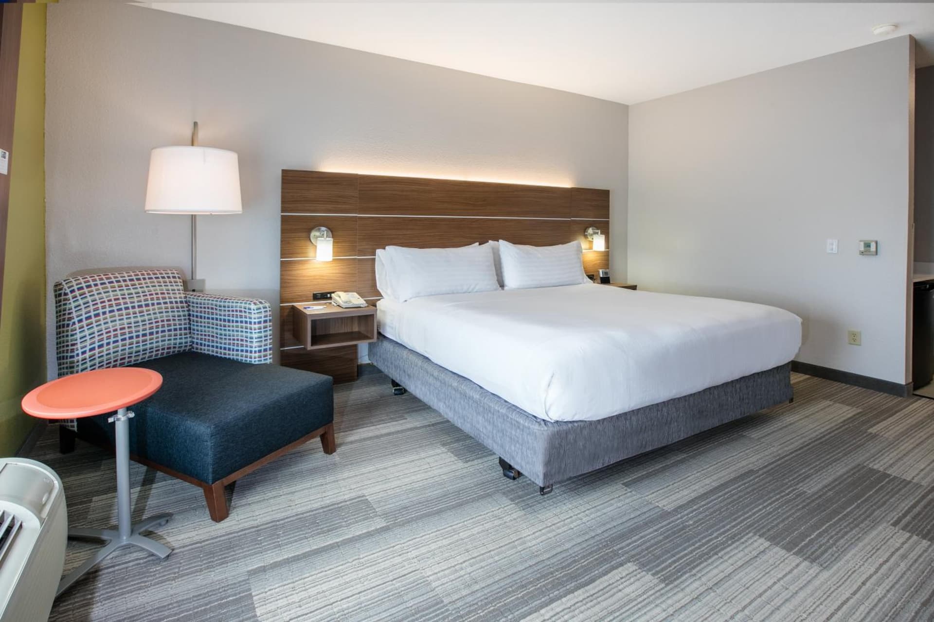 Holiday Inn Express Hotel & Suites Dallas - Grand Prairie I-20 by IHG gallery photo in Grand Prairie, TX — image 23