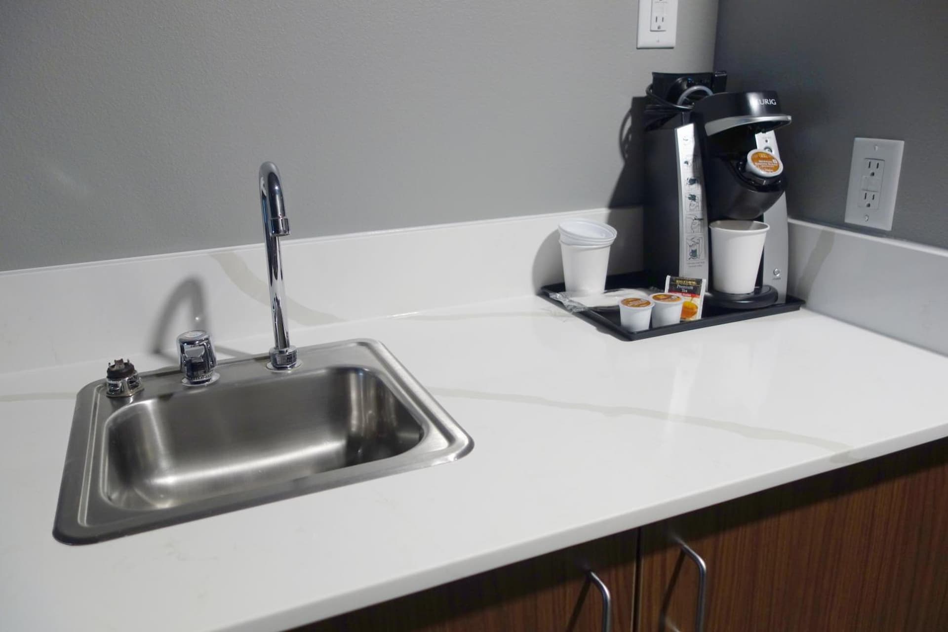 La Quinta Inn & Suites by Wyndham Springfield gallery photo in Springfield, OR — image 12