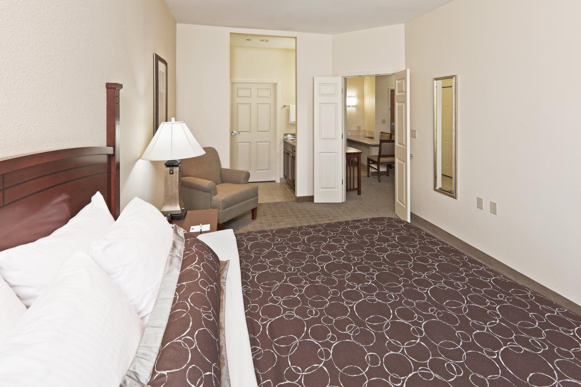 Staybridge Suites Oklahoma City by IHG interior in Oklahoma City, OK — gallery photo 2