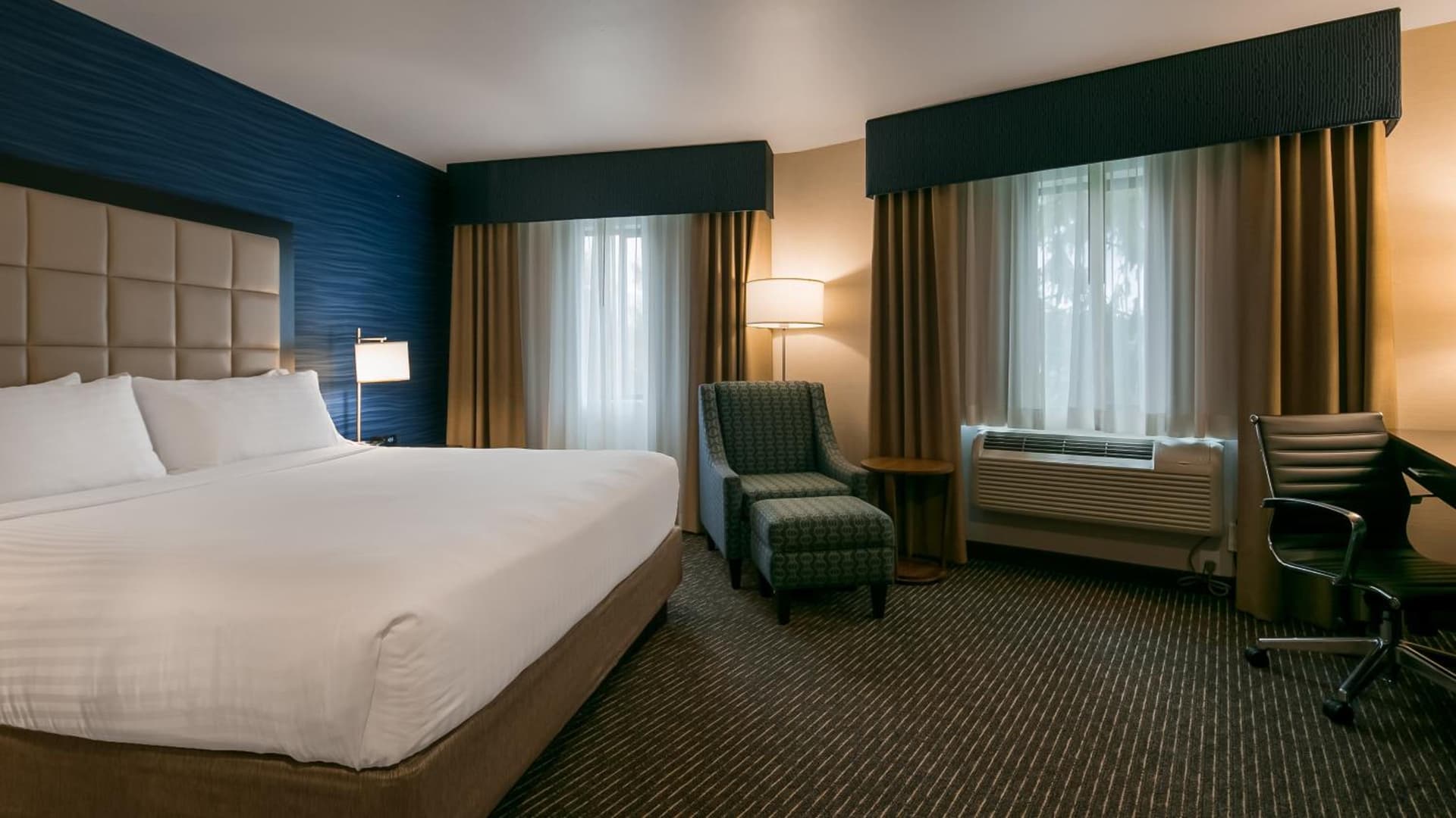 Holiday Inn Express Bellingham by IHG gallery photo in Bellingham, WA — image 29