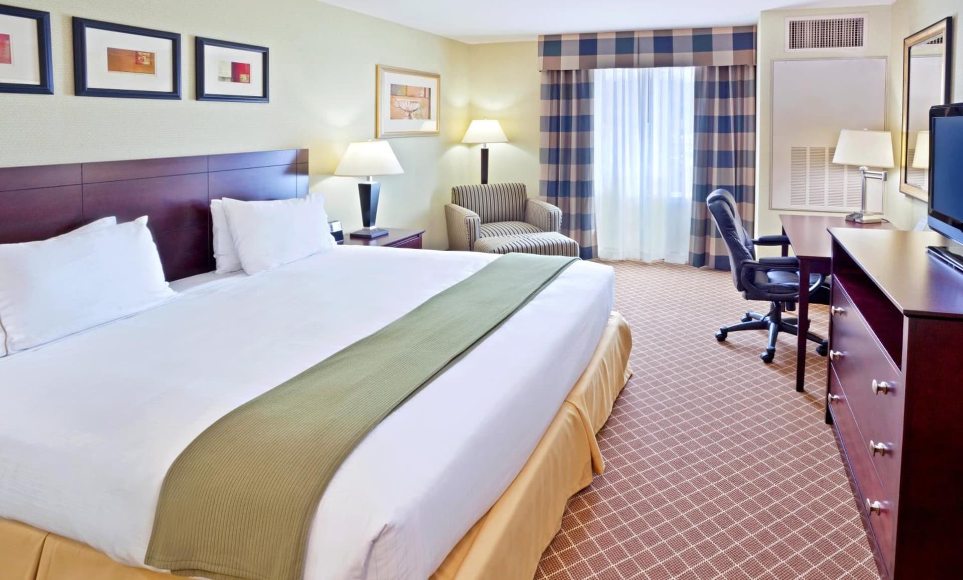 Holiday Inn Express Hotel & Suites Chehalis - Centralia by IHG gallery photo in Chehalis, WA — image 29