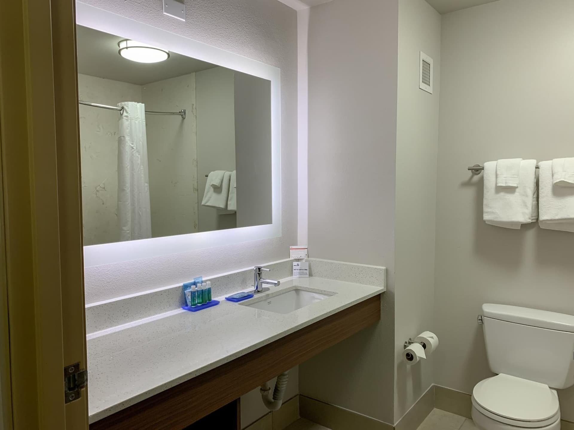 Holiday Inn Express & Suites Lexington Downtown Area-Keeneland by IHG gallery photo in Lexington, KY — image 14