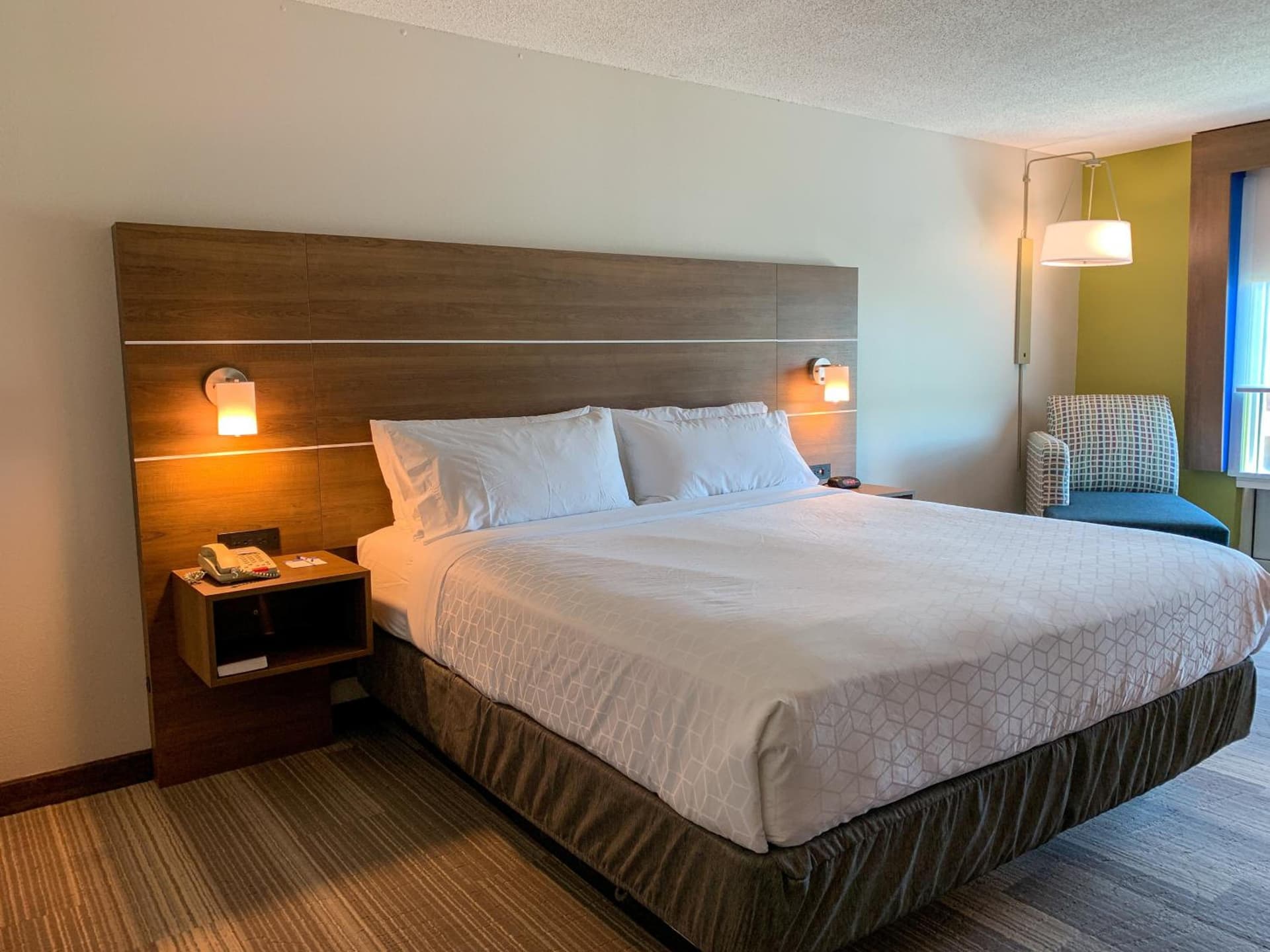 Holiday Inn Express & Suites Lexington Downtown Area-Keeneland by IHG gallery photo in Lexington, KY — image 57