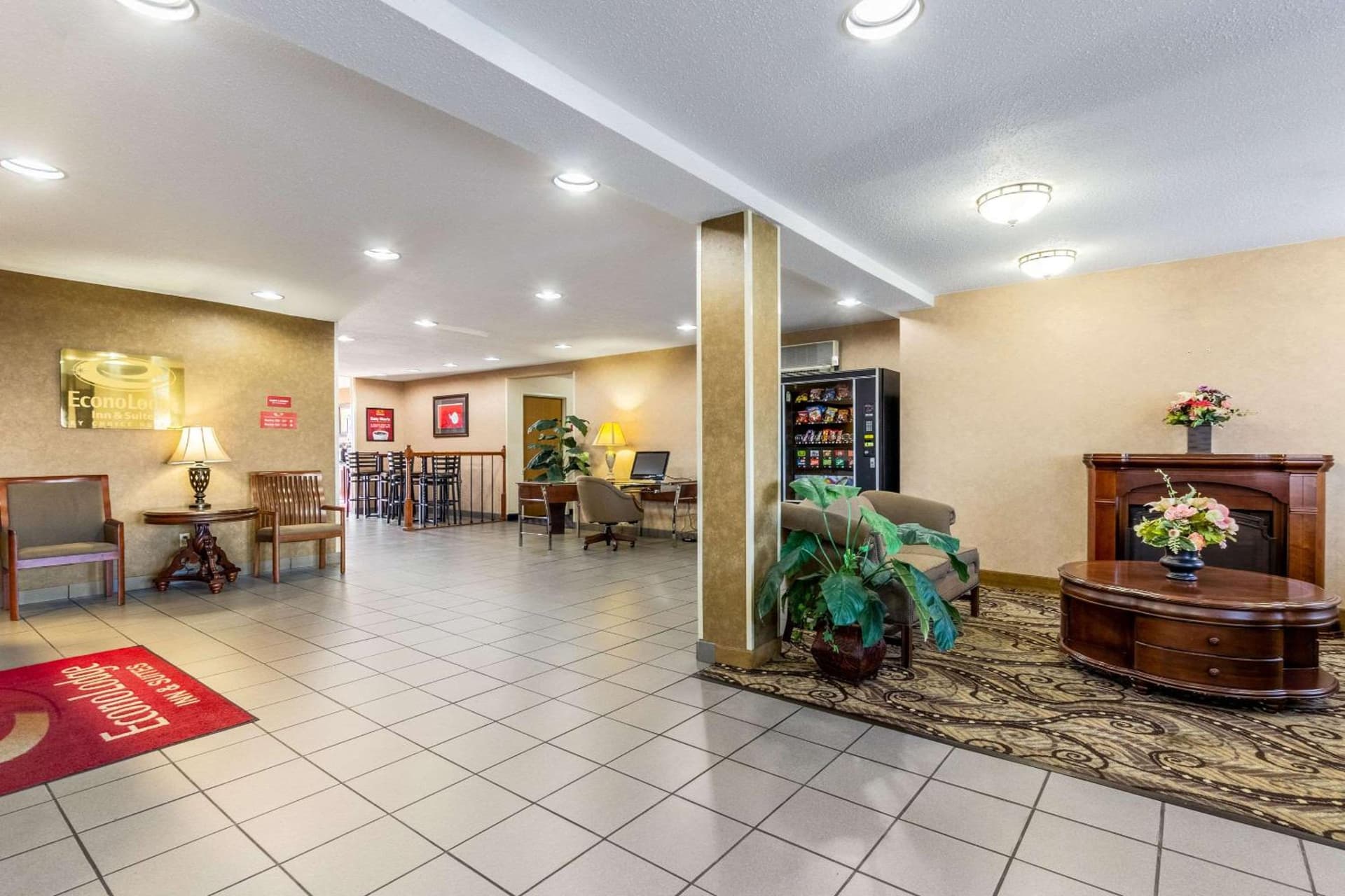 Econo Lodge Inn & Suites Evansville East gallery photo in Stevenson, IN — image 13