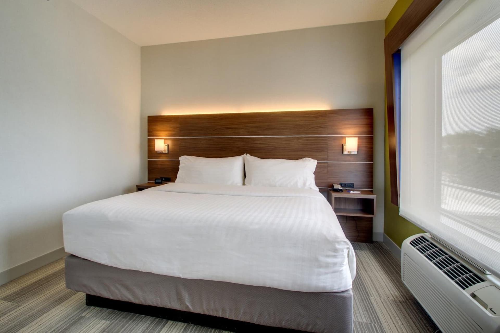 Holiday Inn Express & Suites Aurora - Naperville by IHG gallery photo in Aurora, IL — image 50