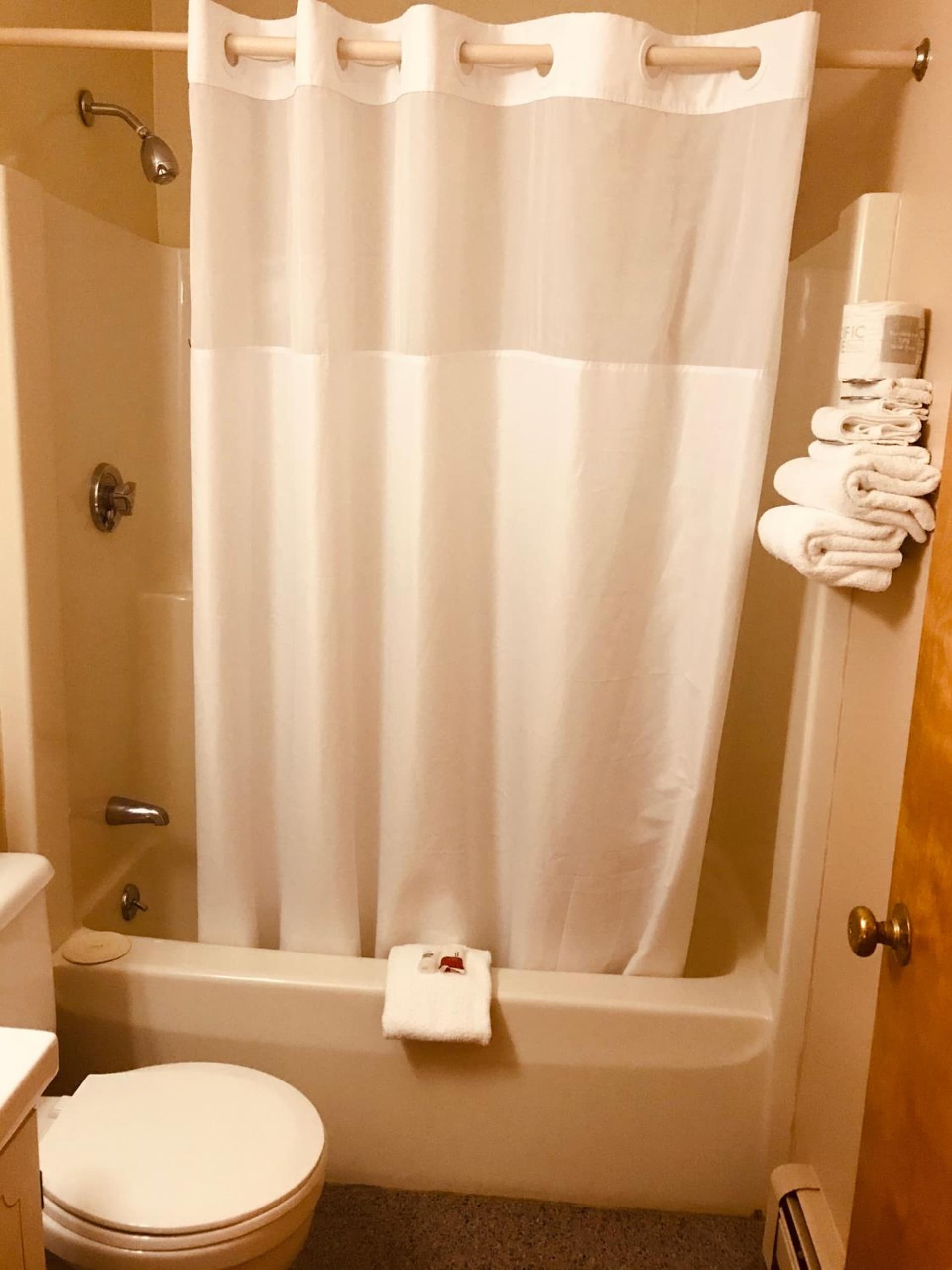 Hotel Terrace property views in Millinocket — gallery photo 3