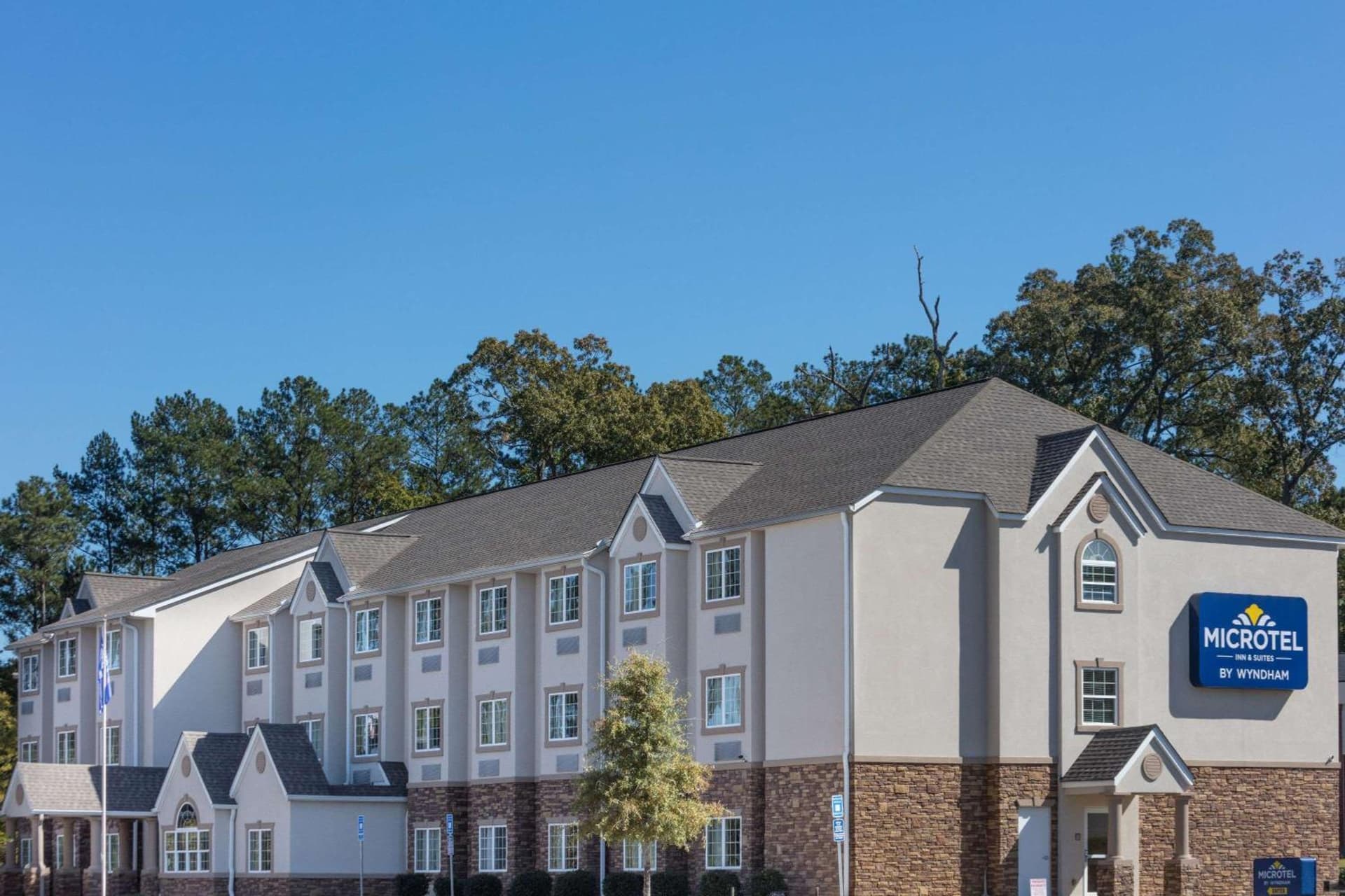 Microtel Inn & Suites by Wyndham Macon gallery photo in Macon, GA — image 10