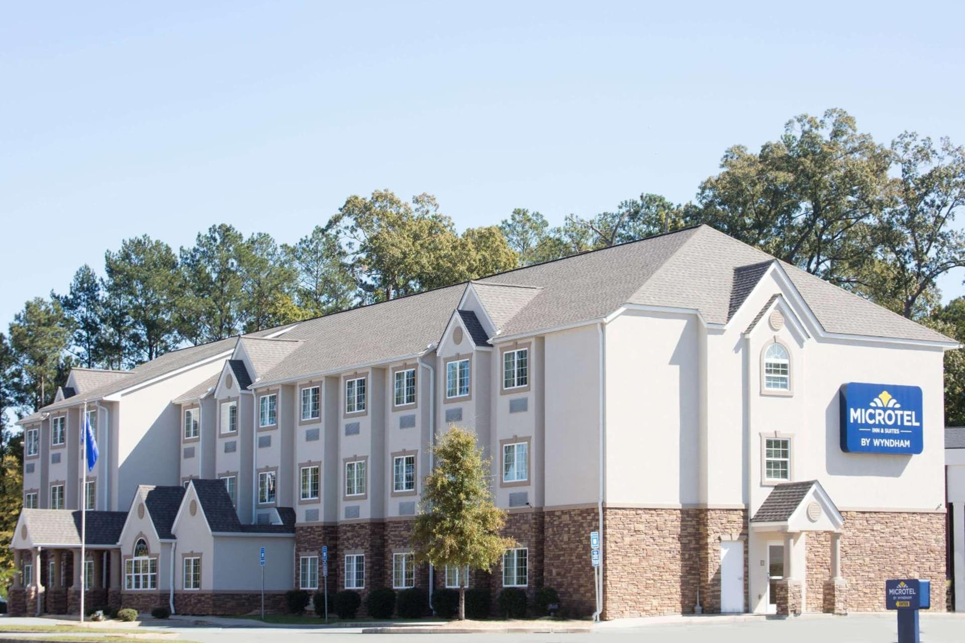 Microtel Inn & Suites by Wyndham Macon featured exterior or lobby in Macon, GA — similar hotel