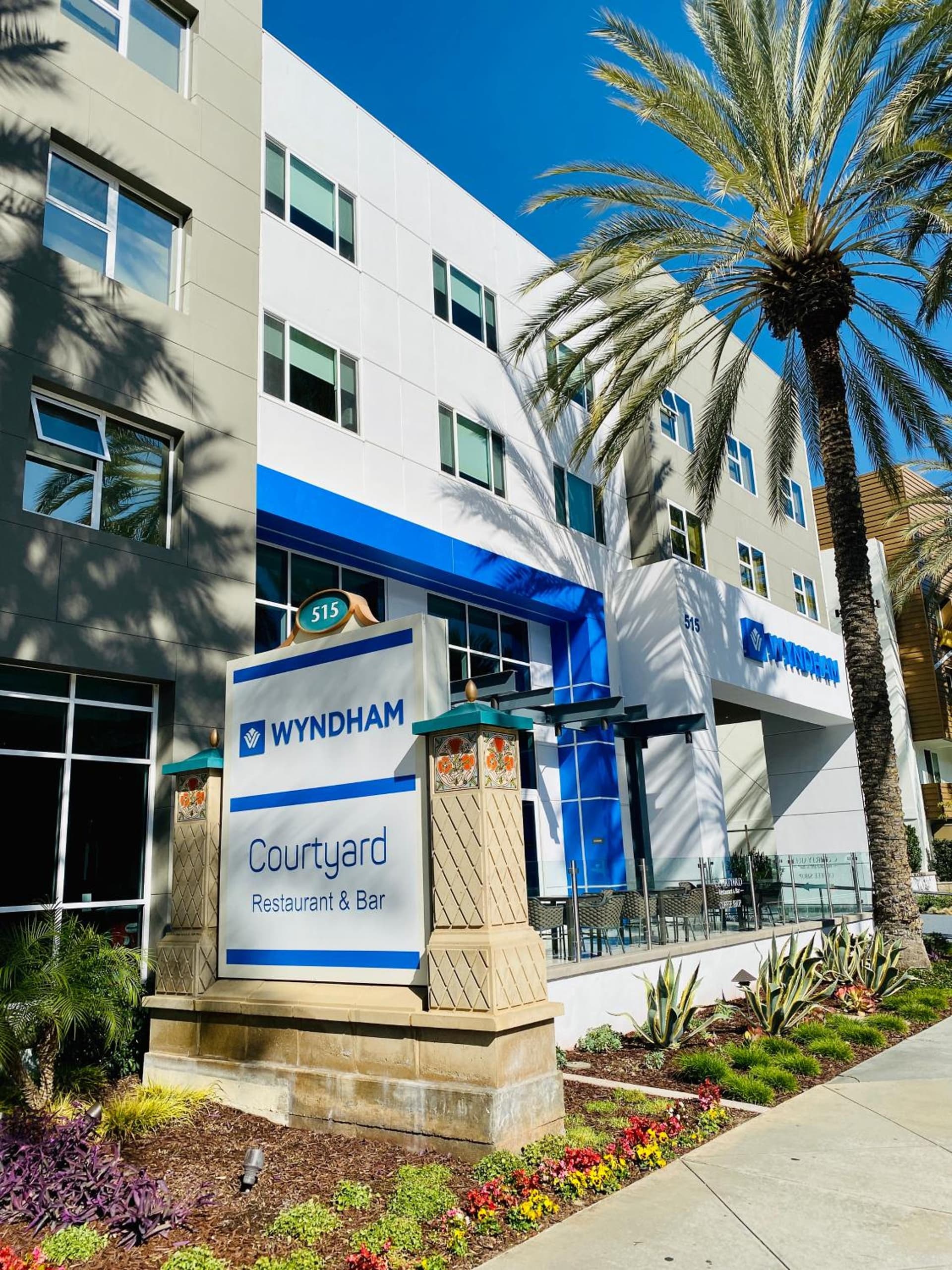 Wyndham Anaheim gallery photo in Anaheim, CA — image 70