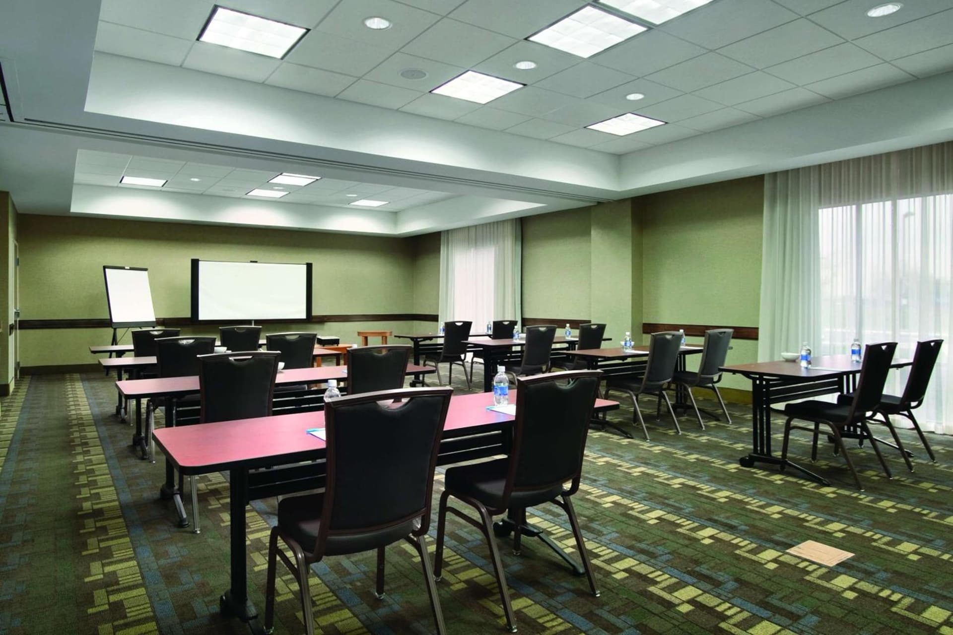 Hyatt House Hartford North/Windsor gallery photo in Windsor — image 12