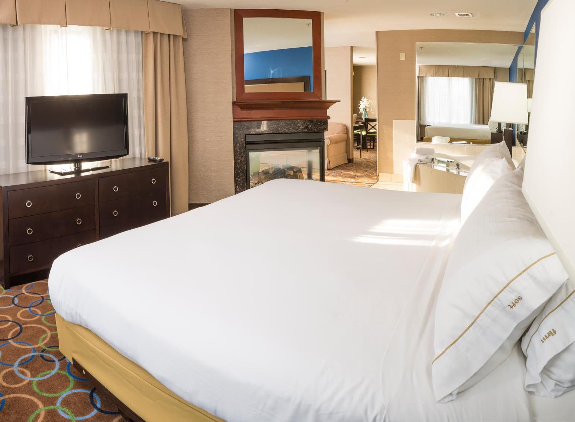 Holiday Inn Express Hotel & Suites Manchester - Airport by IHG gallery photo in Manchester, NH — image 25