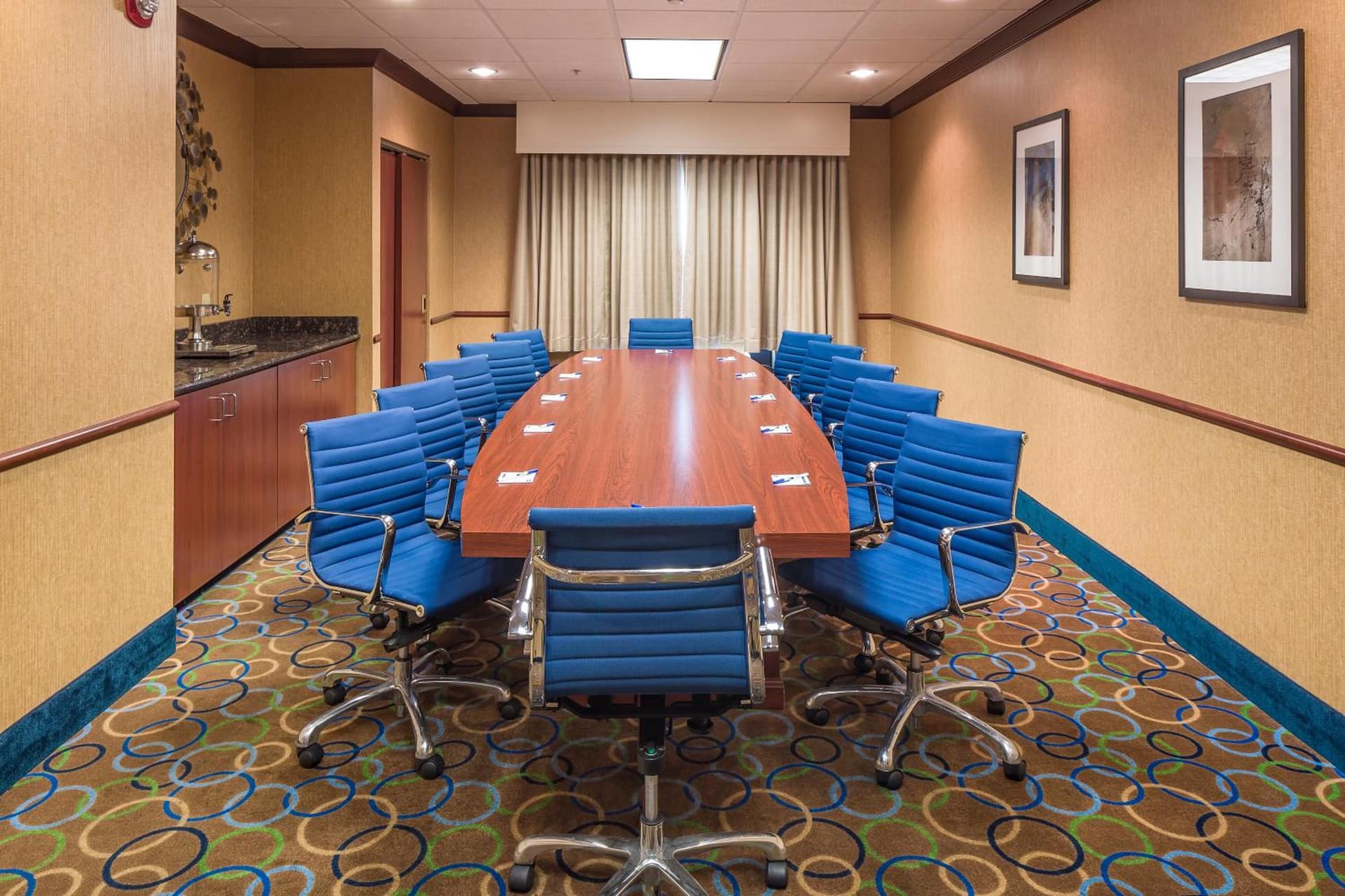 Holiday Inn Express Hotel & Suites Manchester - Airport by IHG gallery photo in Manchester, NH — image 15