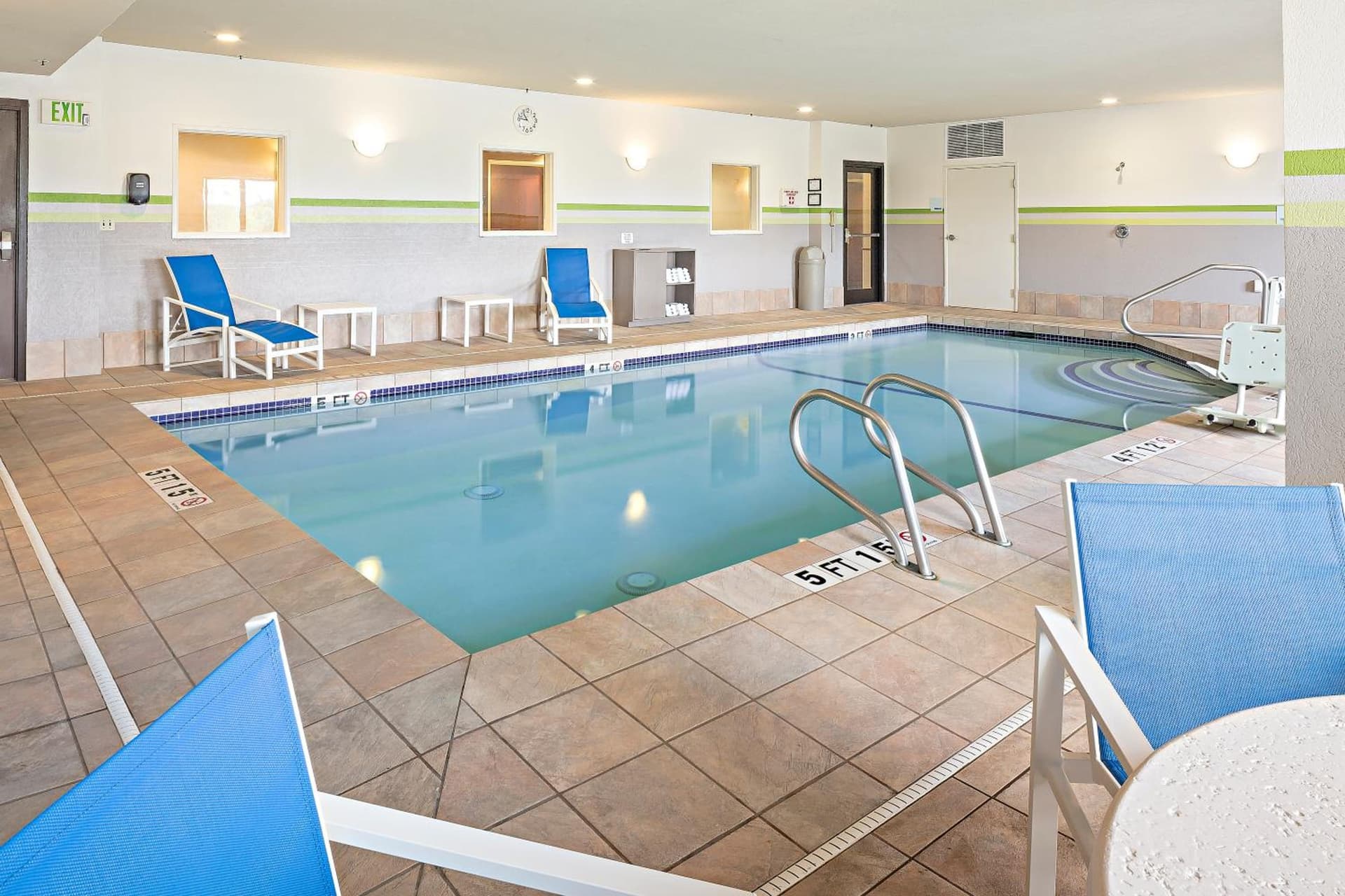 Holiday Inn Express Hotel & Suites Manchester - Airport by IHG gallery photo in Manchester, NH — image 33