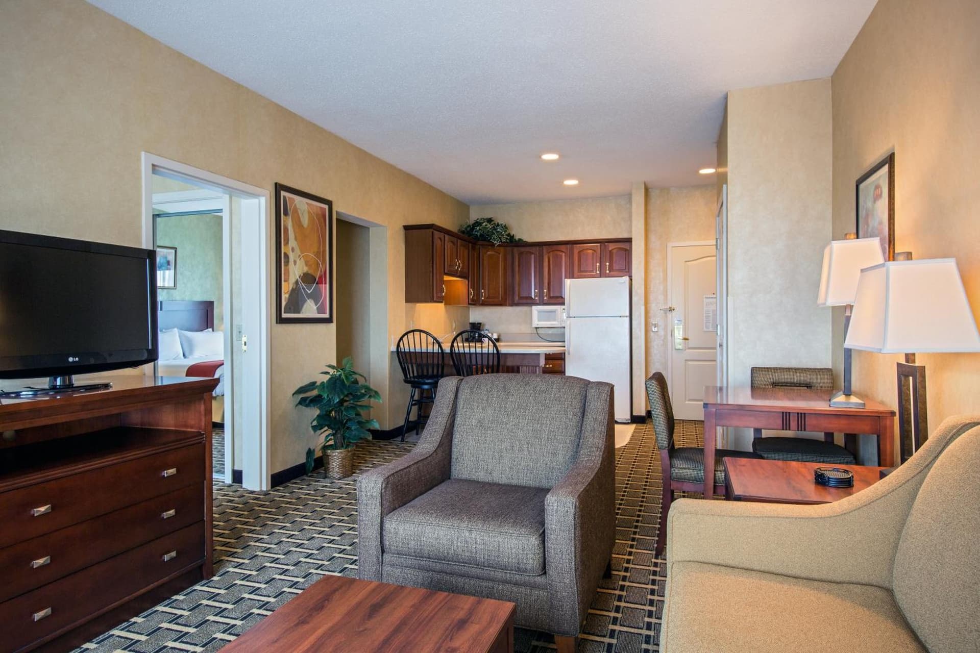 Holiday Inn Express Hotel & Suites Youngstown North-Warren/Niles by IHG gallery photo in Warren, OH — image 24