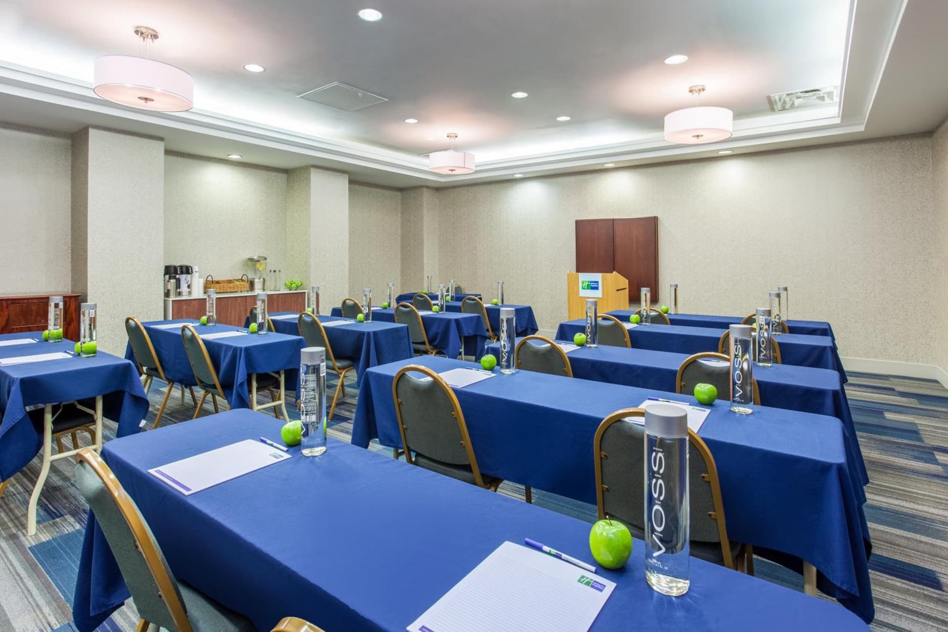 Holiday Inn Express Hauppauge-Long Island by IHG gallery photo in Hauppauge, NY — image 52