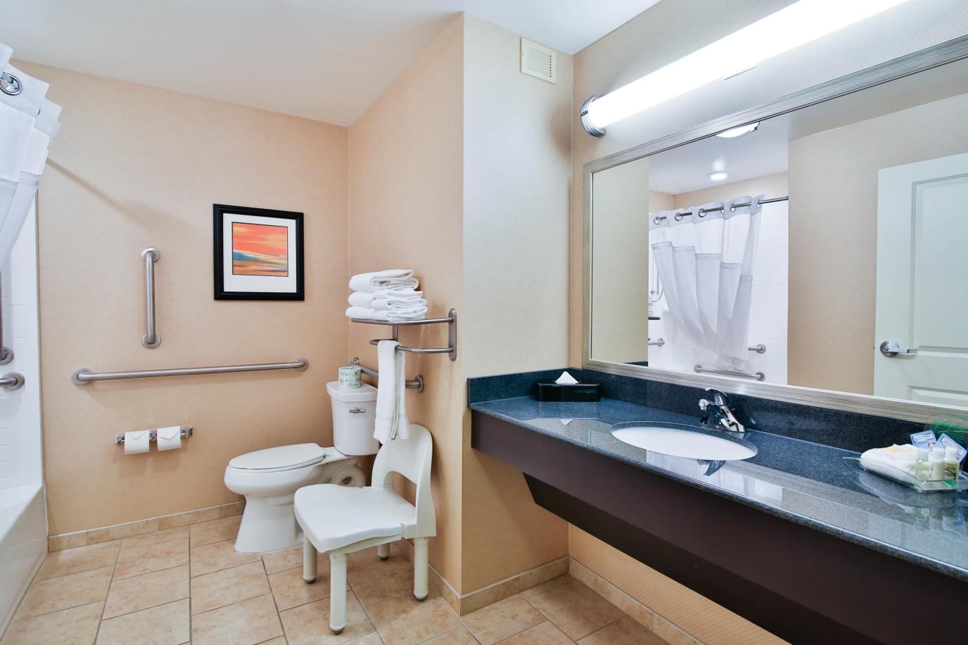Holiday Inn Bismarck by IHG gallery photo in Bismarck, ND — image 51