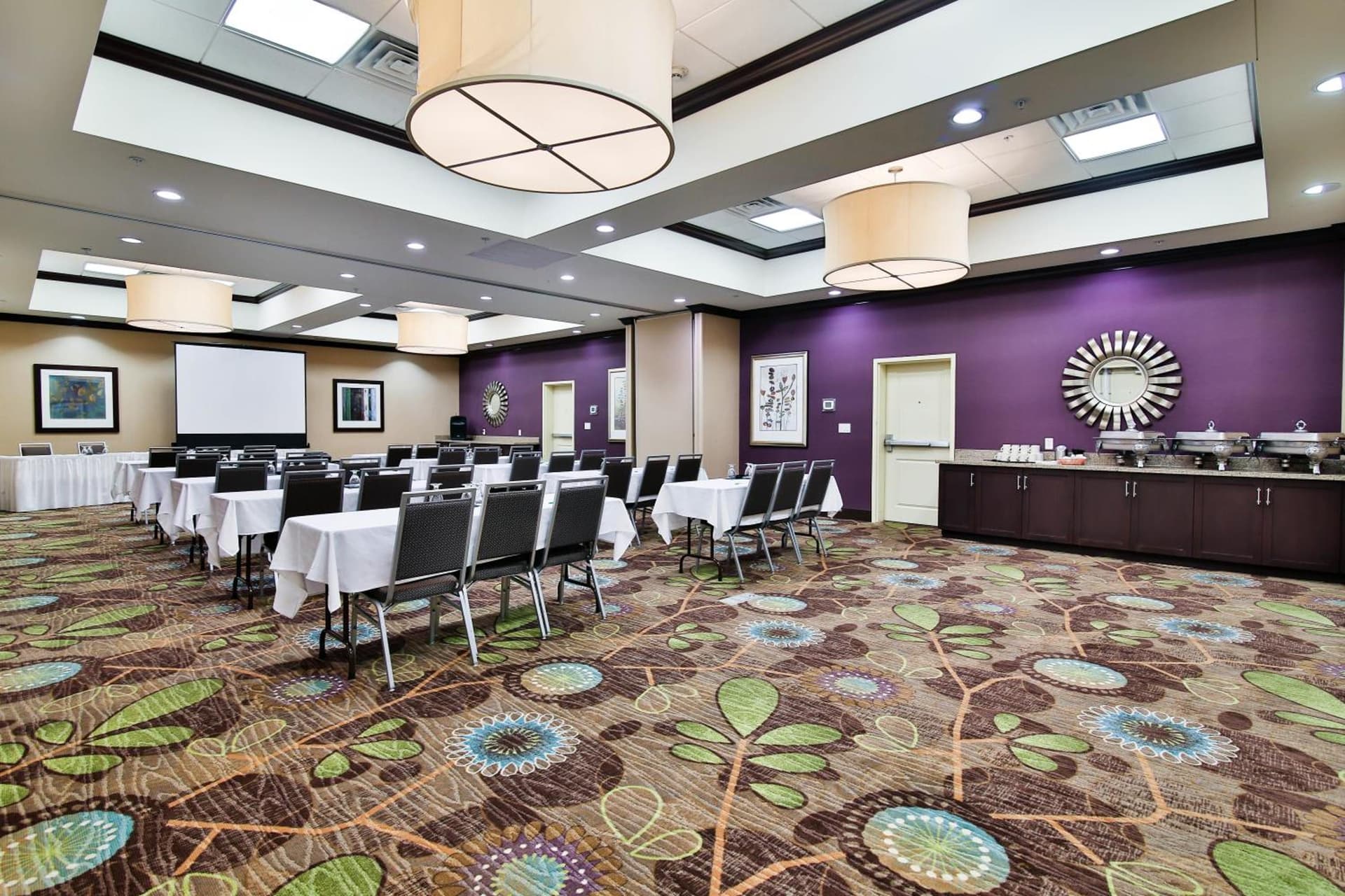 Holiday Inn Bismarck by IHG gallery photo in Bismarck, ND — image 54