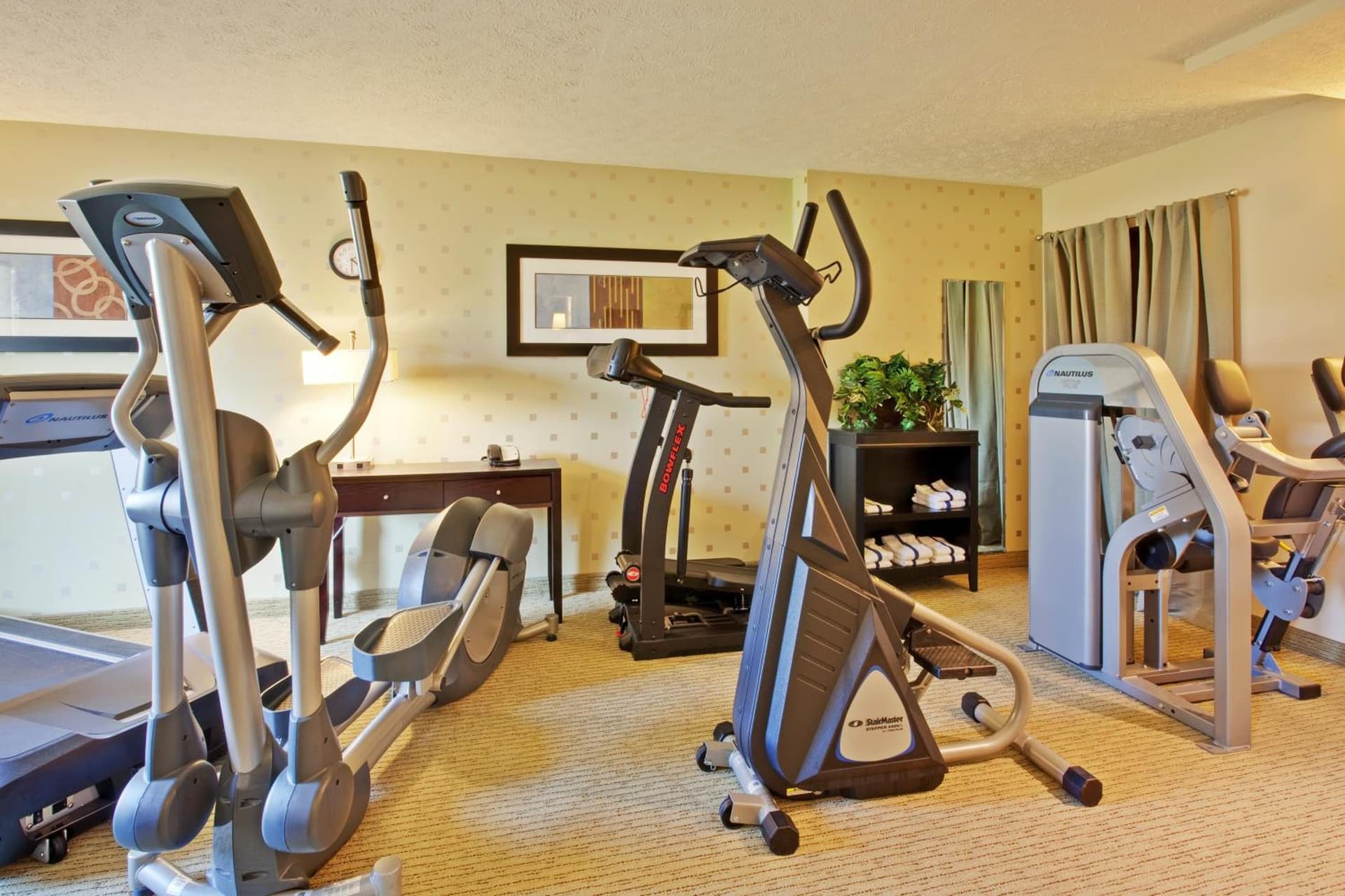 Holiday Inn Bloomington-University Area by IHG gallery photo in Bloomington, IN — image 10