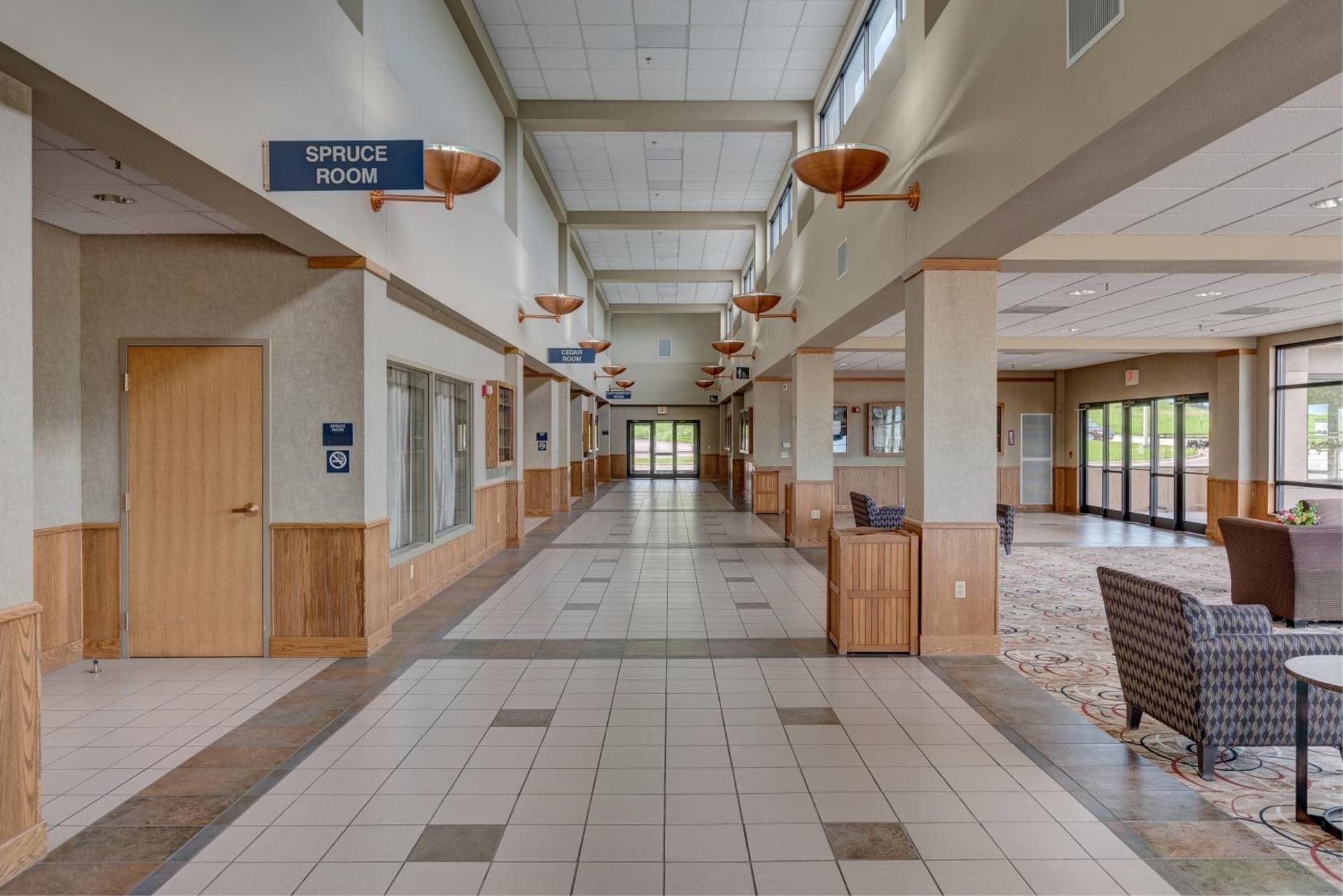 Holiday Inn Spearfish-Convention Center by IHG interior in Spearfish, SD — gallery photo 2