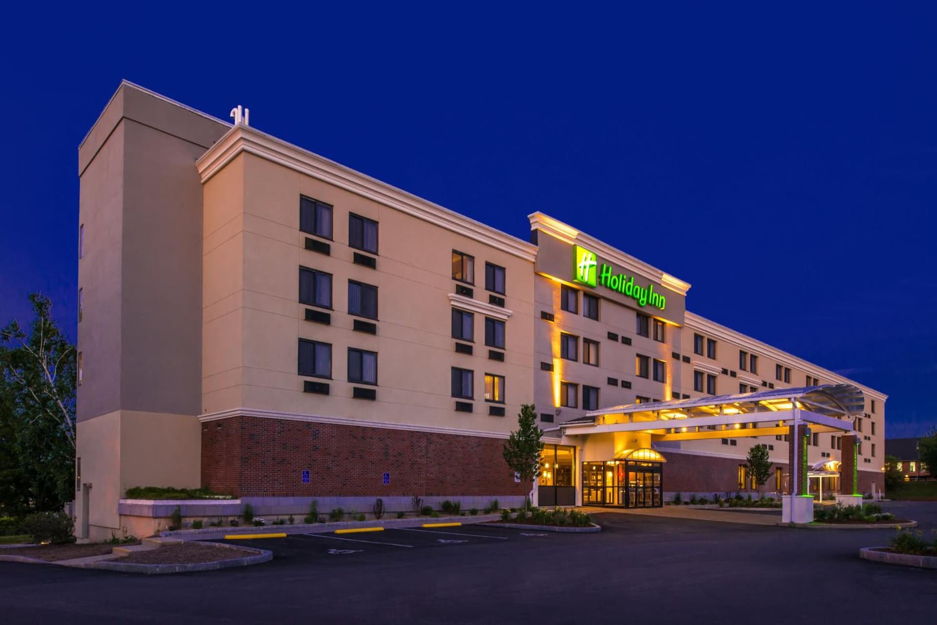 Doubletree By Hilton Concord Downtown gallery photo in Concord, NH — image 39