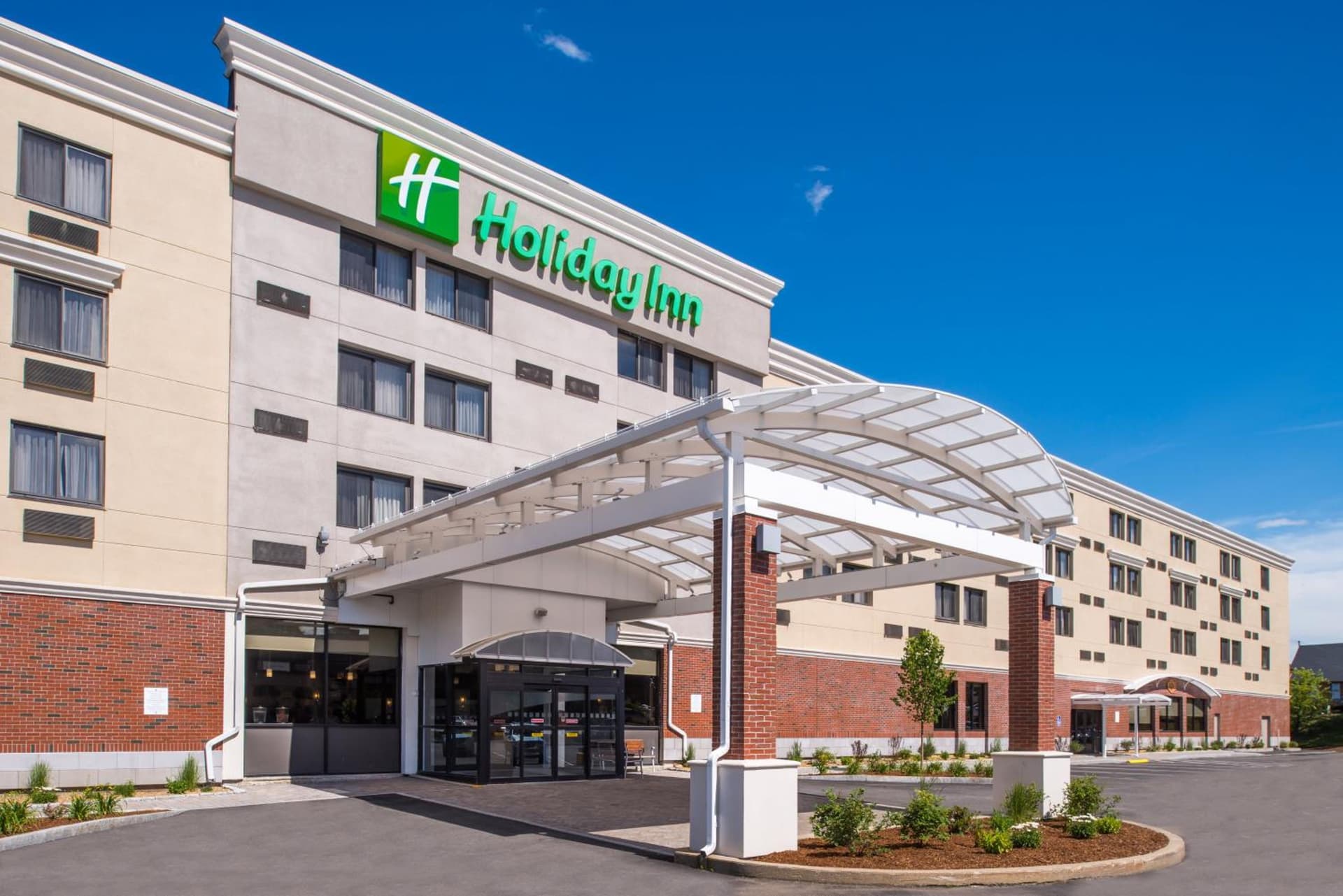 Doubletree By Hilton Concord Downtown featured exterior or lobby in Concord, NH — similar hotel