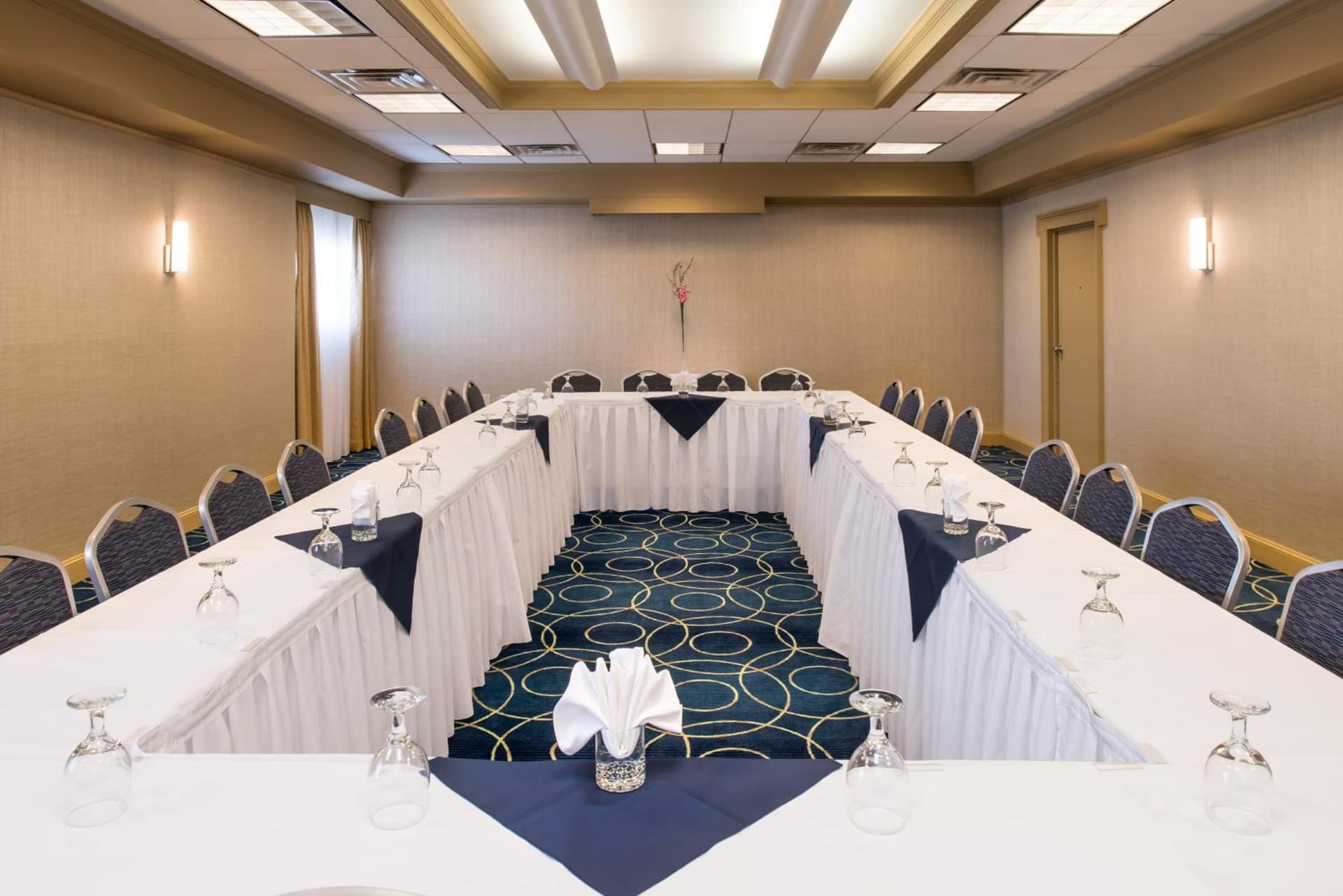 Doubletree By Hilton Concord Downtown gallery photo in Concord, NH — image 42