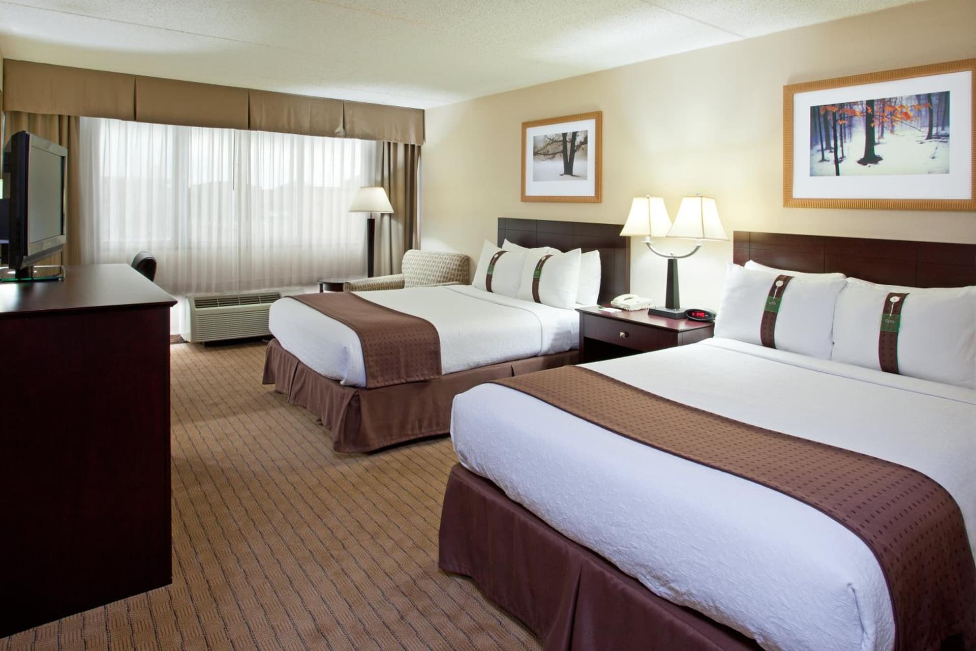 Holiday Inn Canton-Belden Village by IHG gallery photo in Canton, OH — image 11