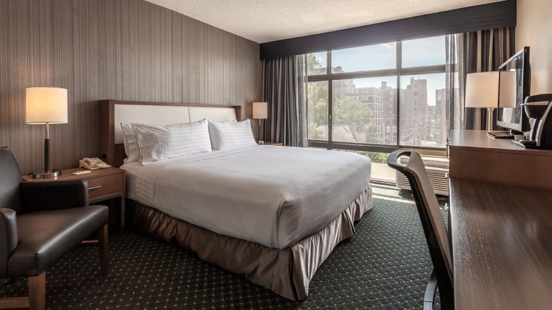 Holiday Inn Chicago North-Evanston by IHG gallery photo in Evanston, IL — image 20