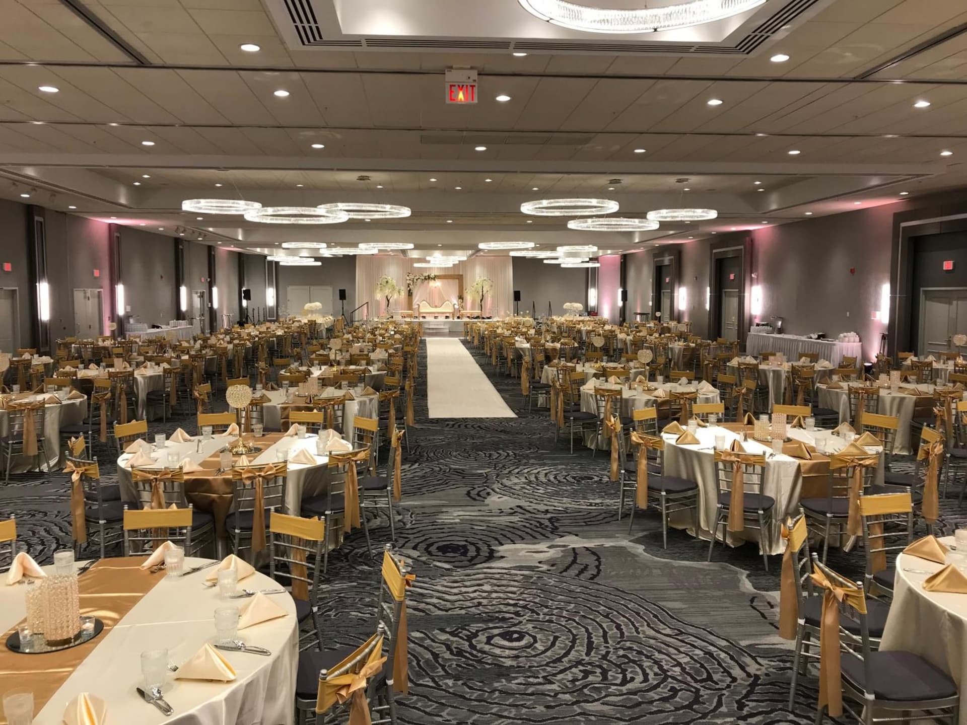 Holiday Inn Chicago Nw Crystal Lk Conv Ctr by IHG gallery photo in Crystal Lake, IL — image 52