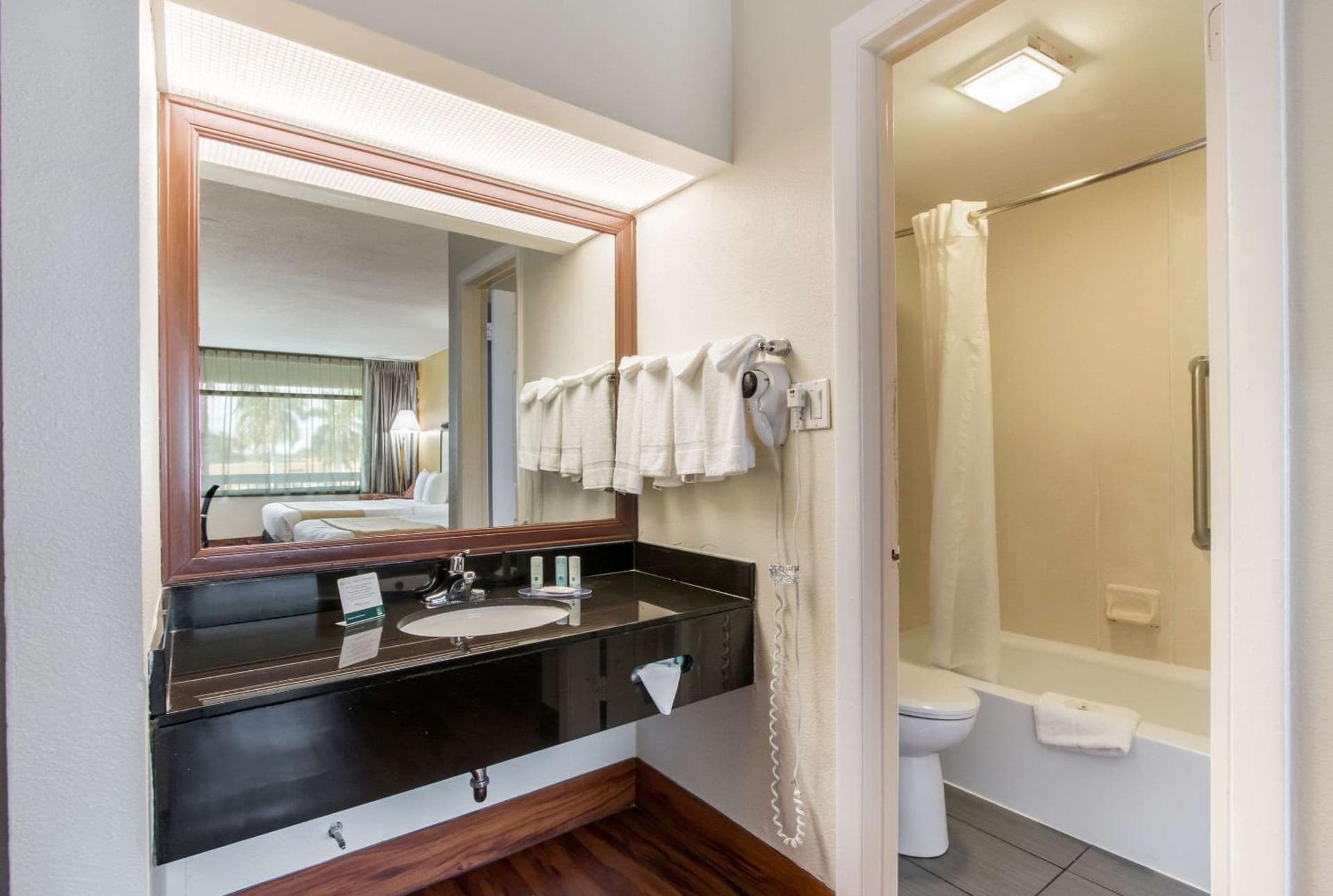 Quality Inn Boca Raton University Area gallery photo in Boca Raton, FL — image 24