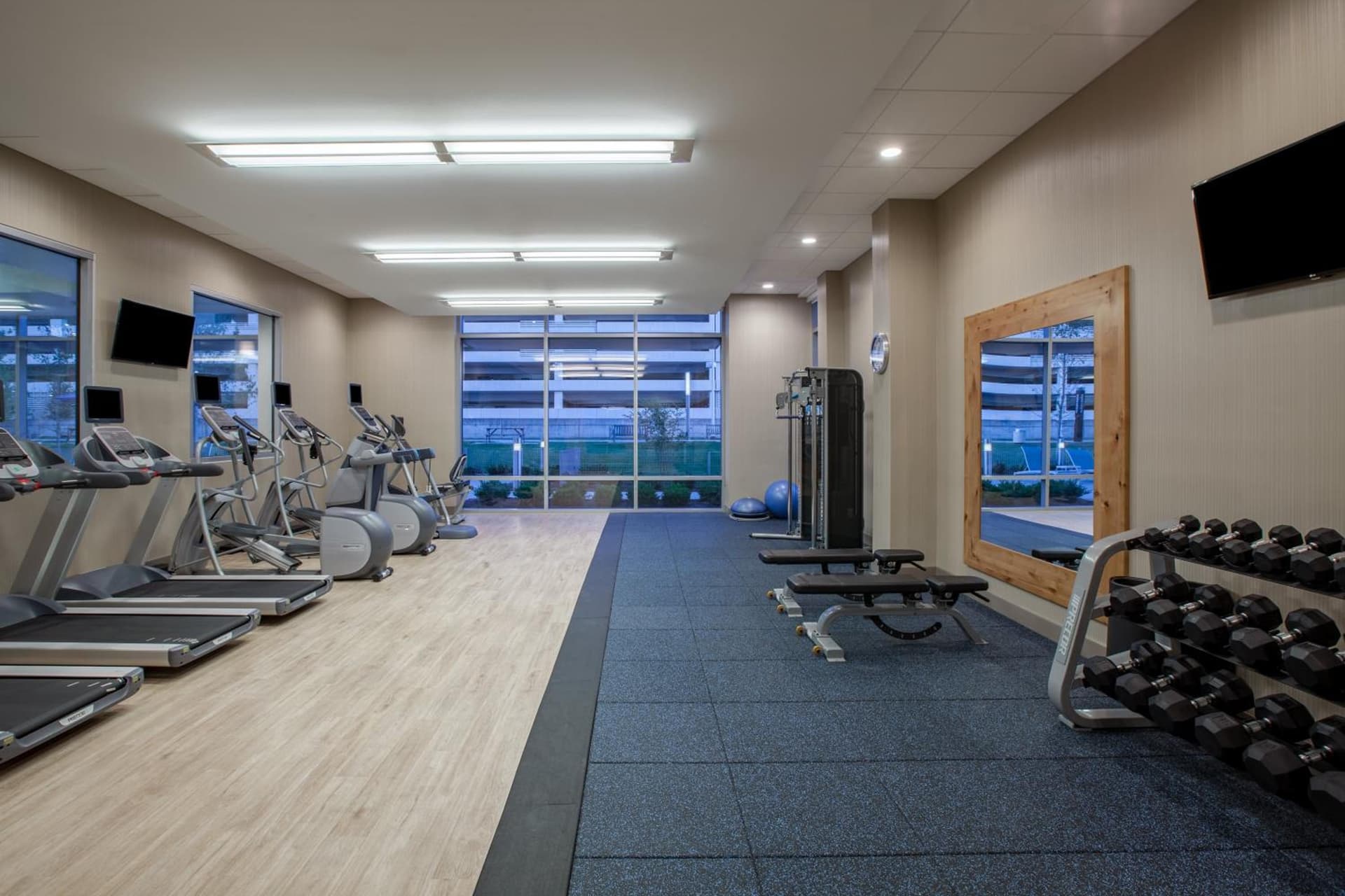 Holiday Inn Cleveland Clinic by IHG gallery photo in Cleveland, OH — image 22