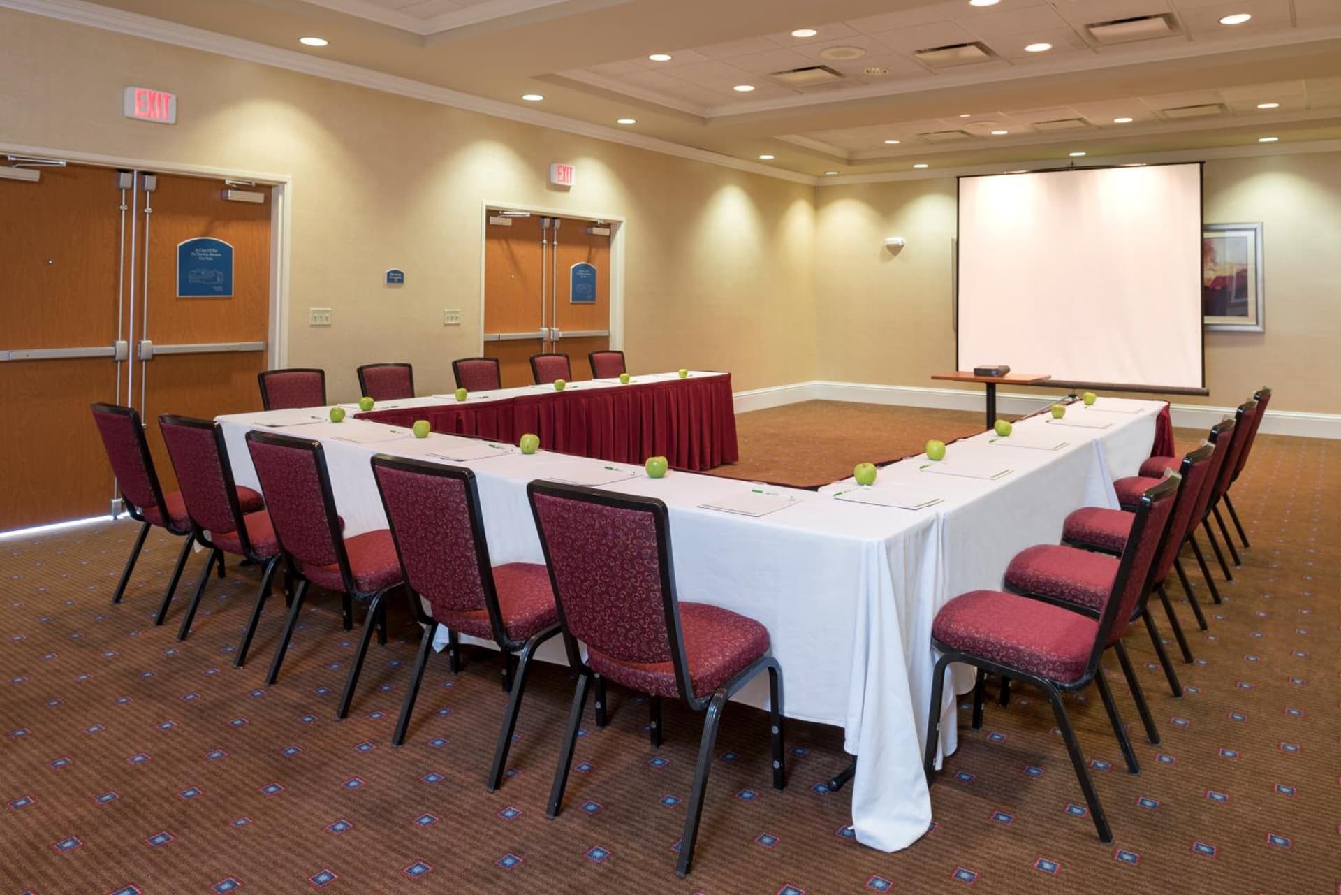 Holiday Inn Aurora North - Naperville by IHG gallery photo in Aurora, IL — image 31