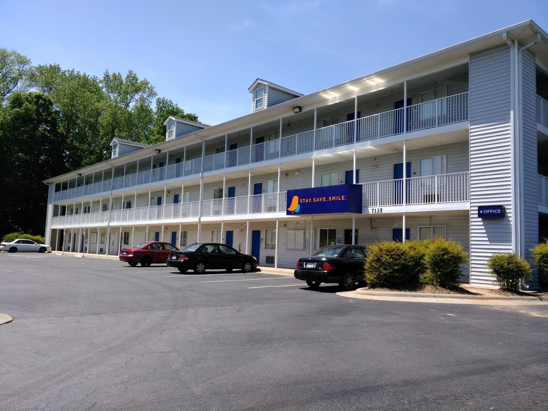 InTown Suites Extended Stay Charlotte NC - Albemarle featured exterior or lobby in Charlotte, NC — similar hotel