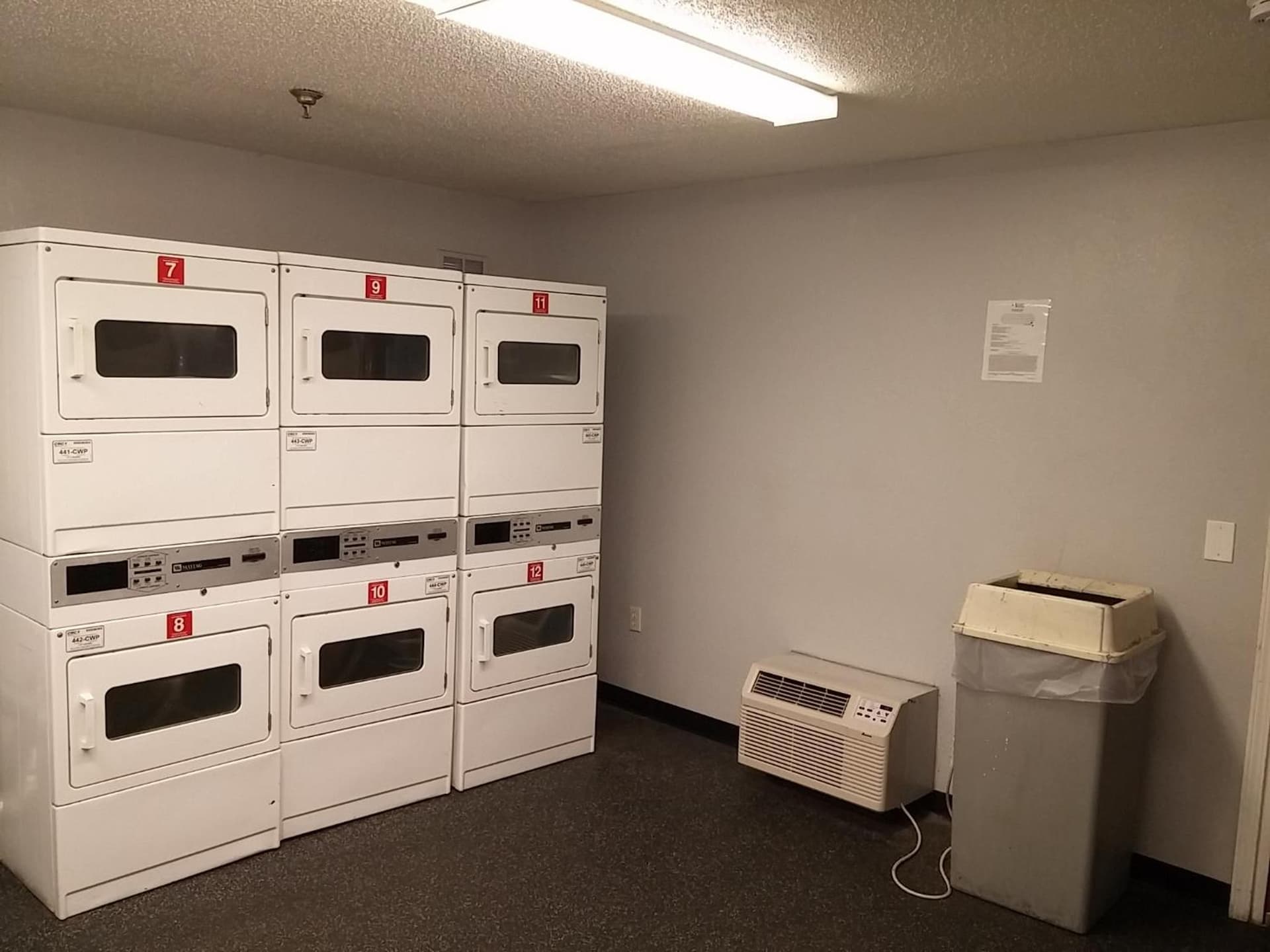 InTown Suites Extended Stay Memphis TN - Hickory Hill interior in Memphis, TN — gallery photo 2