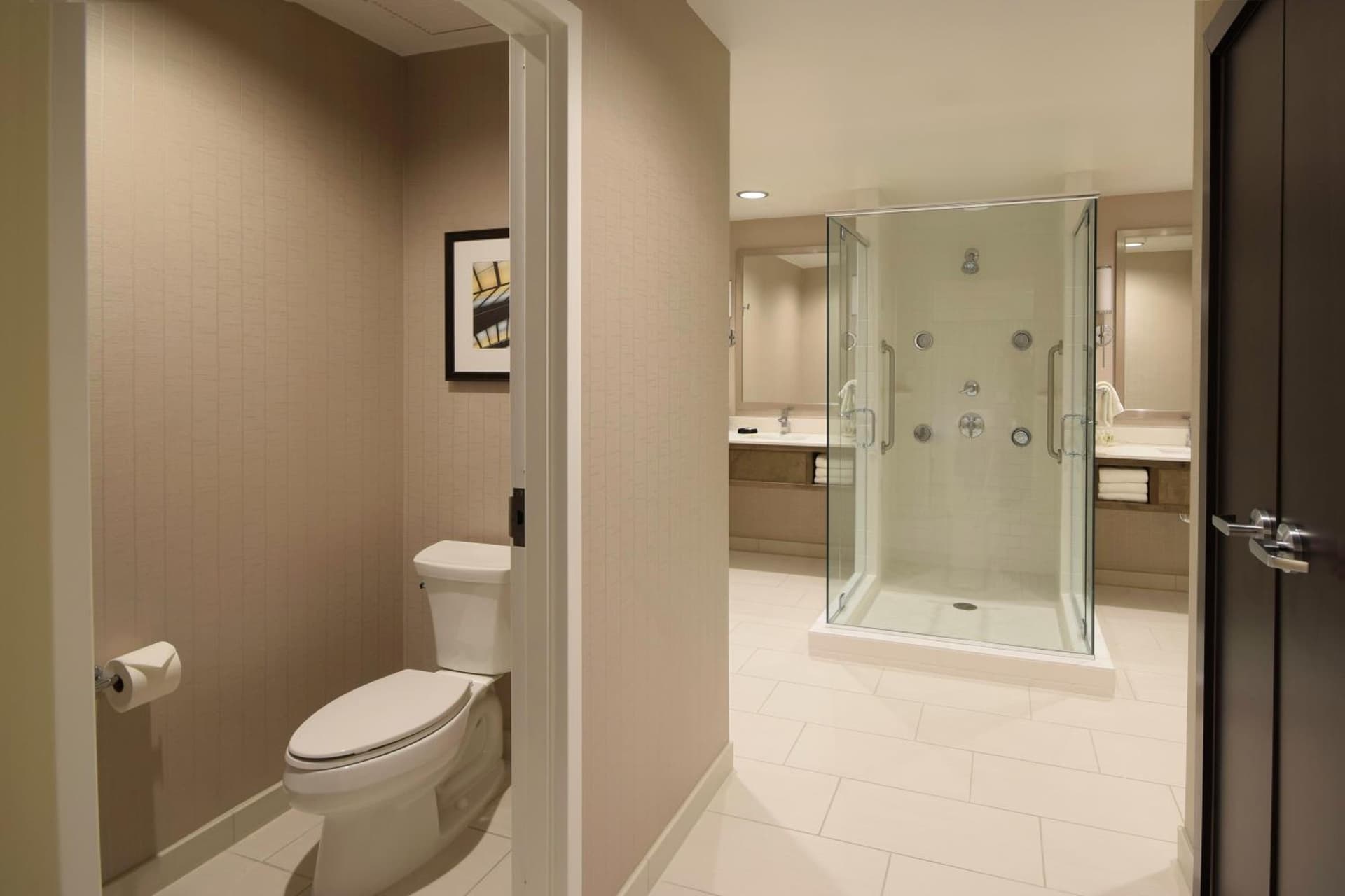 Holiday Inn Cincinnati North West Chester by IHG gallery photo in West Chester, OH — image 35