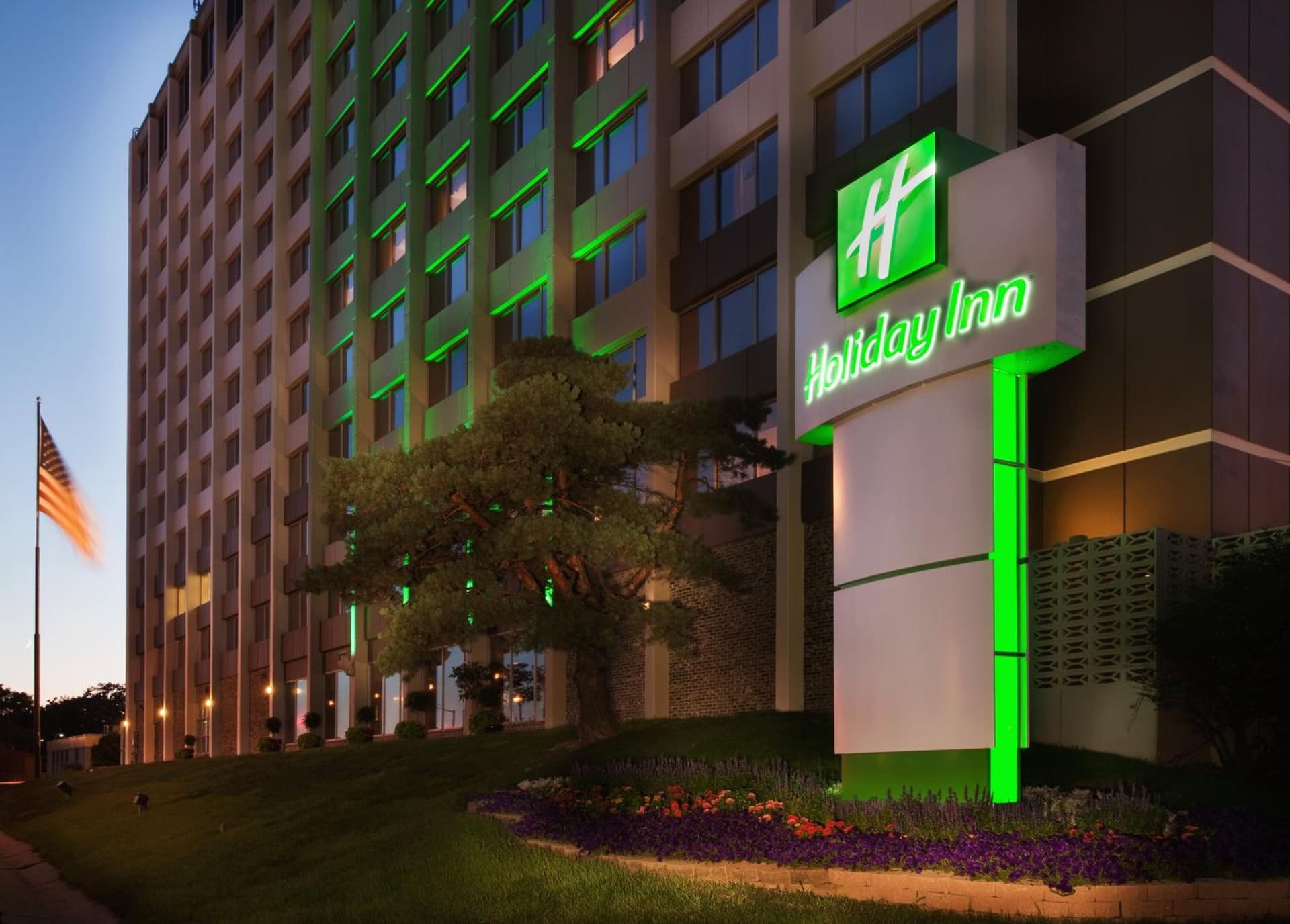 Holiday Inn Des Moines-Downtown-Mercy Campus by IHG gallery photo in Des Moines, IA — image 37