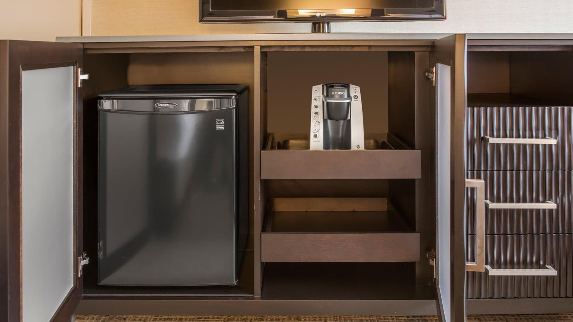 Holiday Inn Denver Lakewood by IHG interior in Lakewood, CO — gallery photo 2