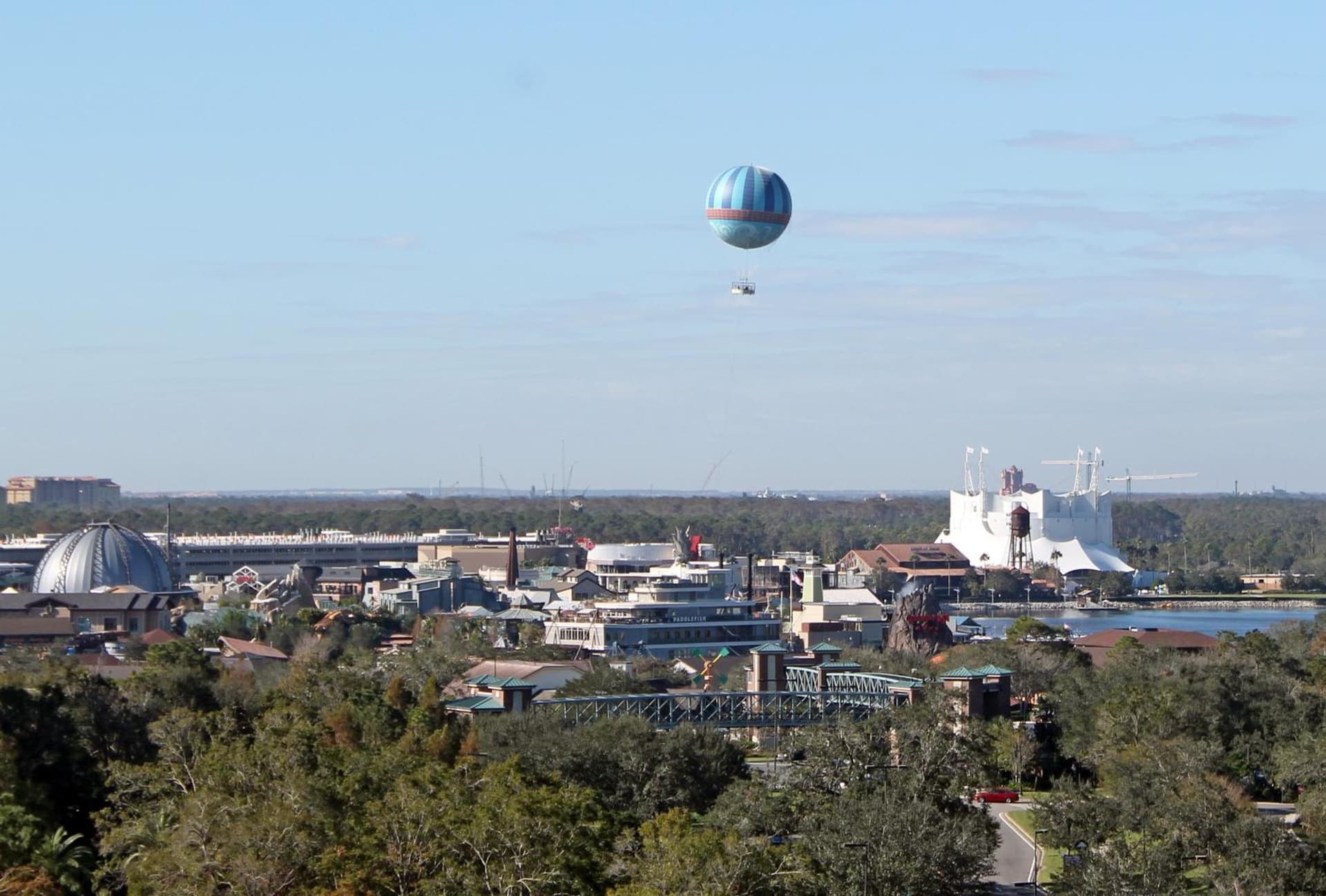 Holiday Inn Orlando – Disney Springs® Area by IHG gallery photo in Orlando, FL — image 7